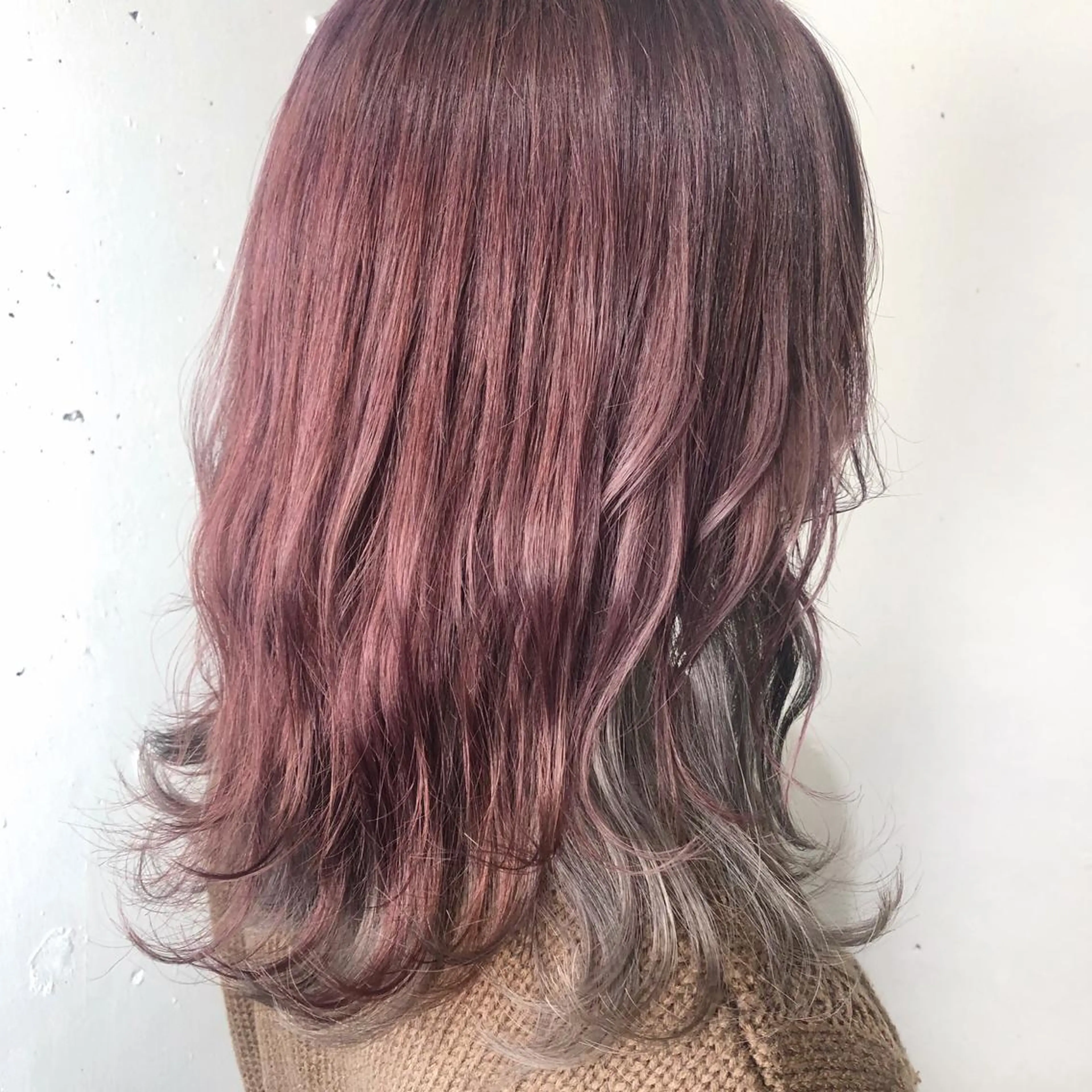 ミディアム カラー パーマ ヘアアレンジ 八巻 晴香のヘアスタイル