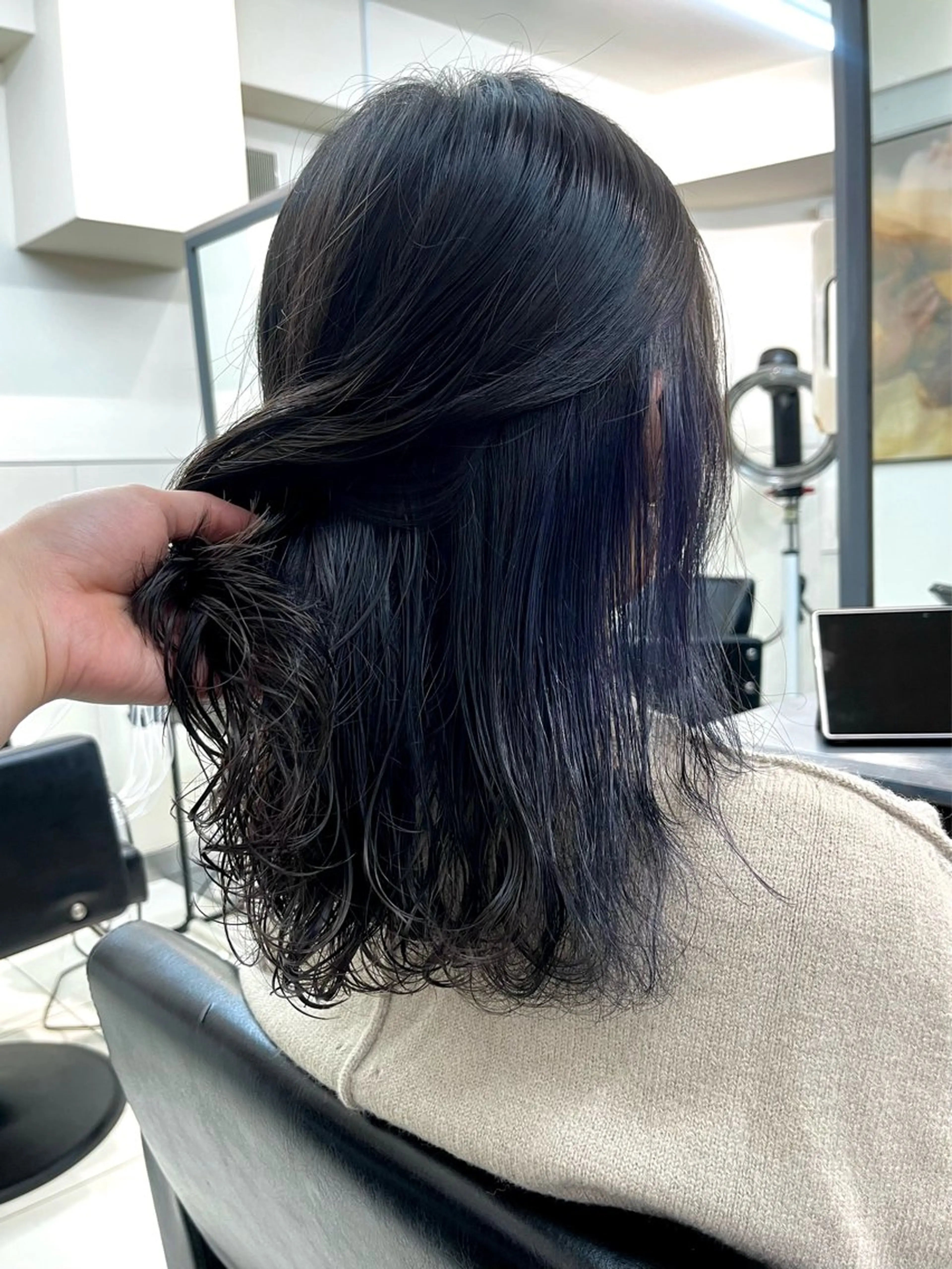 カラー ボブ・顔まわり 💎愛唯(めい)のヘアスタイル