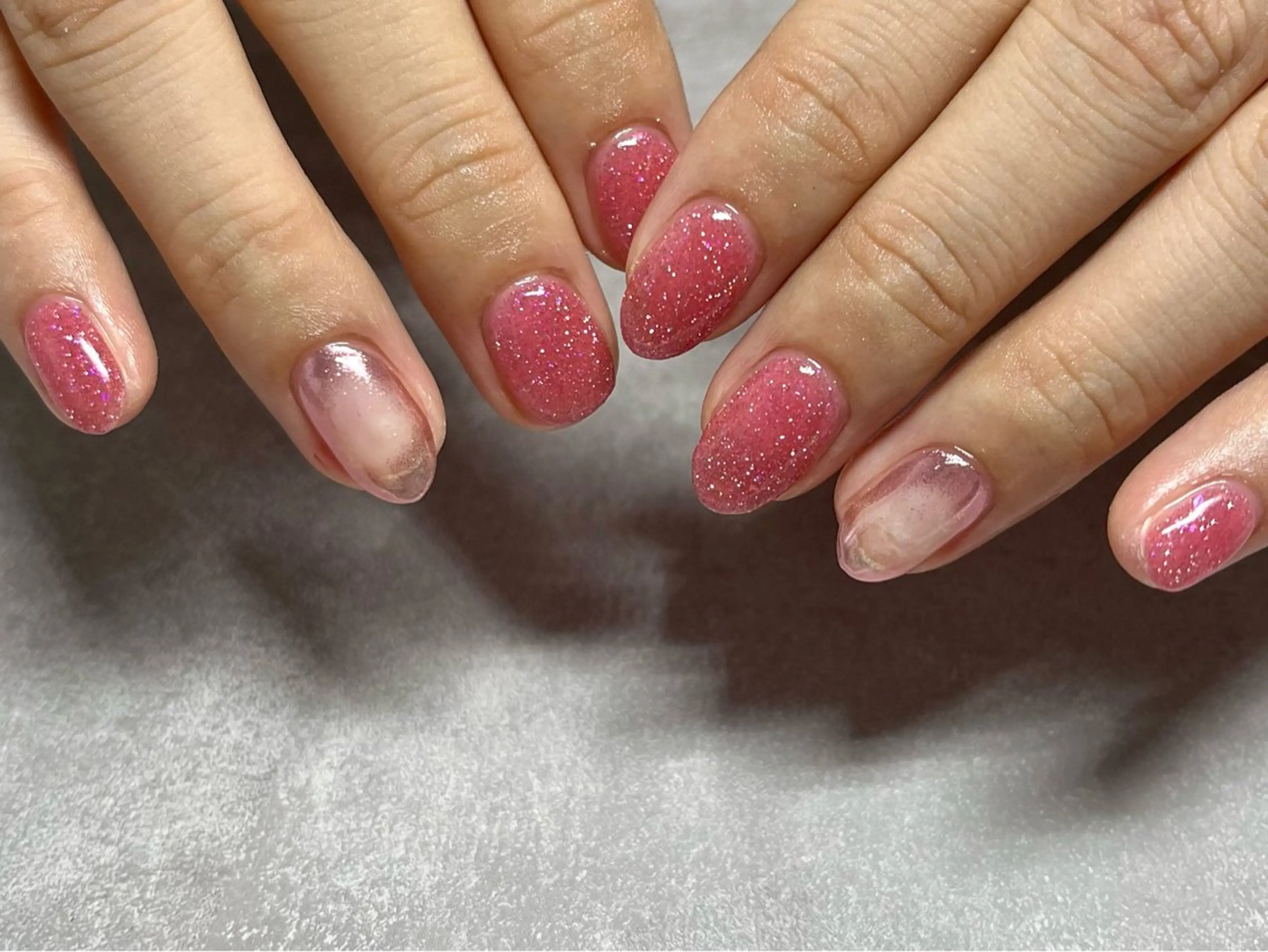 ネイル フラッシュネイル ラメ(グリッター) ミラーネイル ピンク kupu所属・ネイルサロン kupuのネイルデザイン