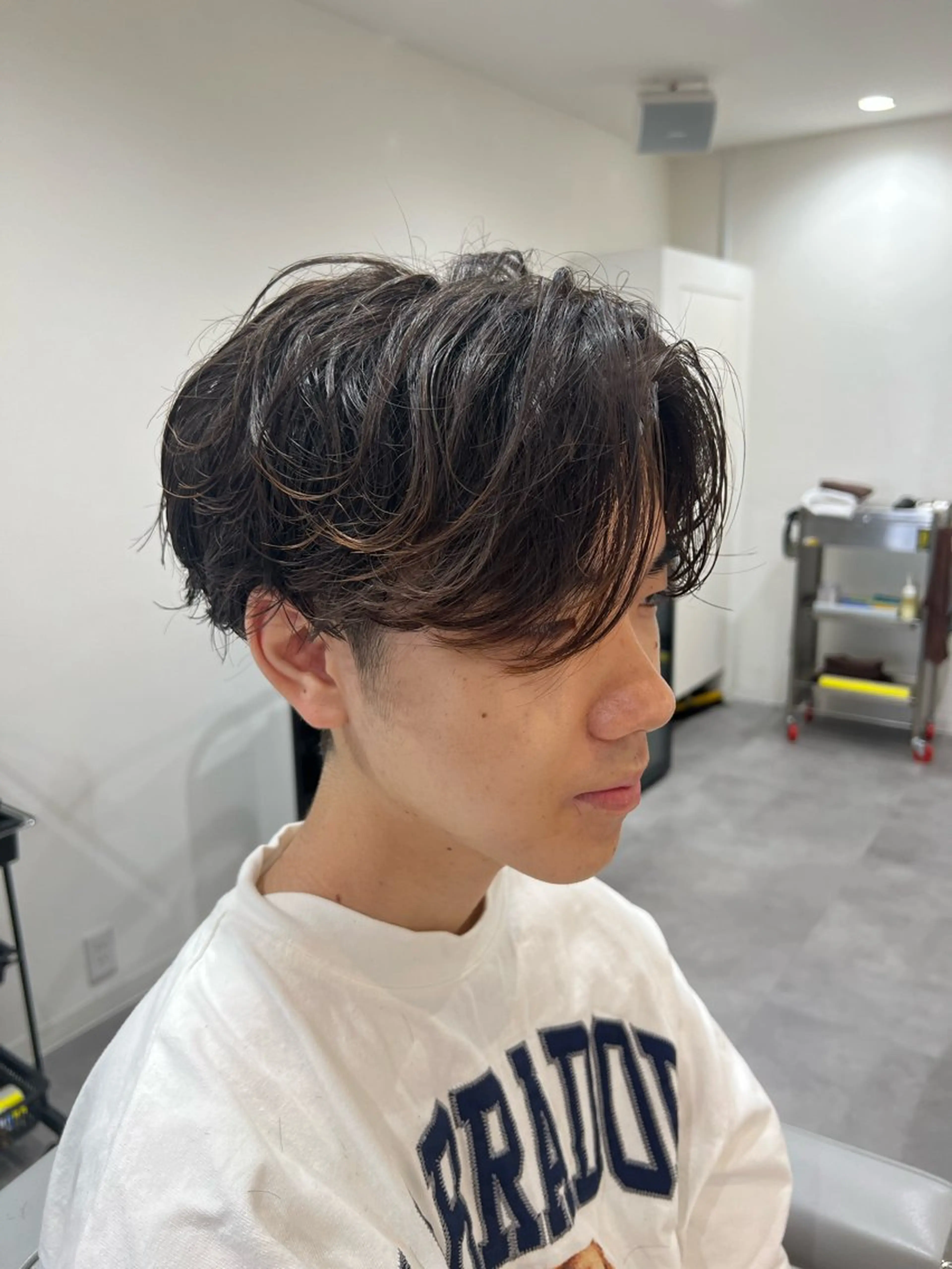 パーマ メンズ センターパート メンズパーマ ニュアンスパーマ Men's NAM 八角のヘアスタイル