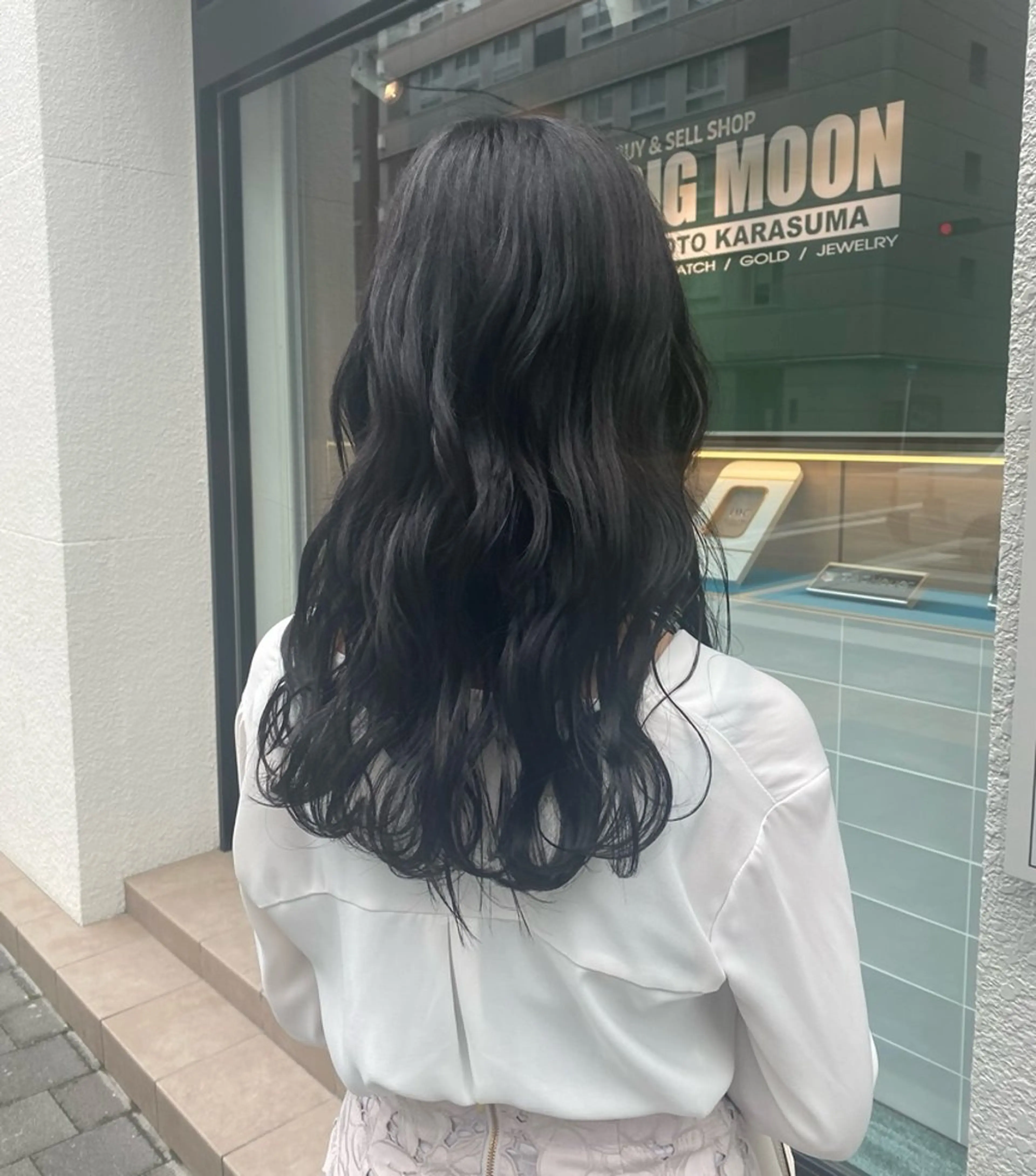 カラー 黒髪 ブルーカラー ブルーブラック 透明感カラー 阿川香穂 /京都のヘアスタイル