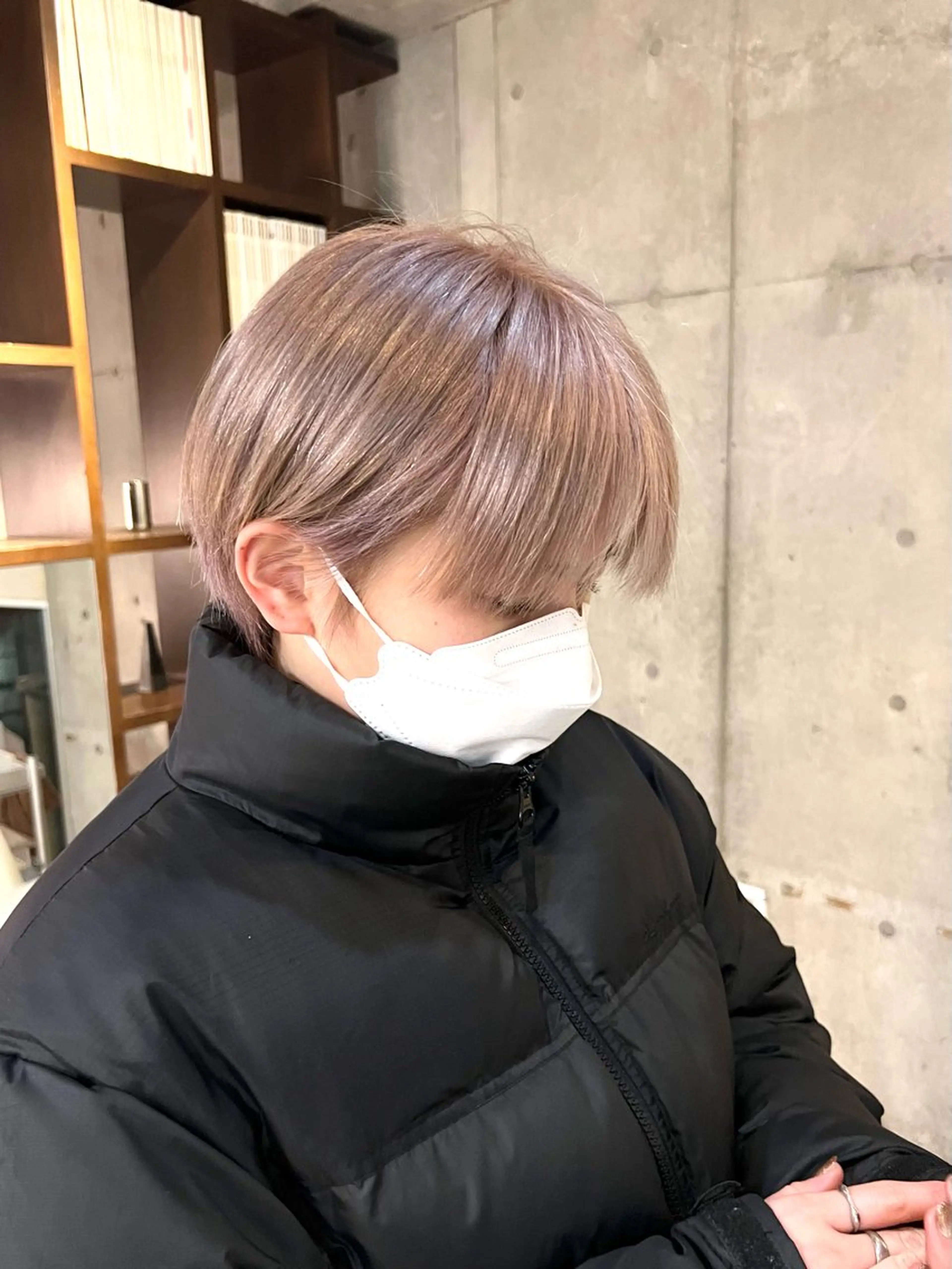 ミディアム カラー パーマ ヘアアレンジ 丸みショート くびれヘア ショートヘア原宿 fifth コシのヘアスタイル