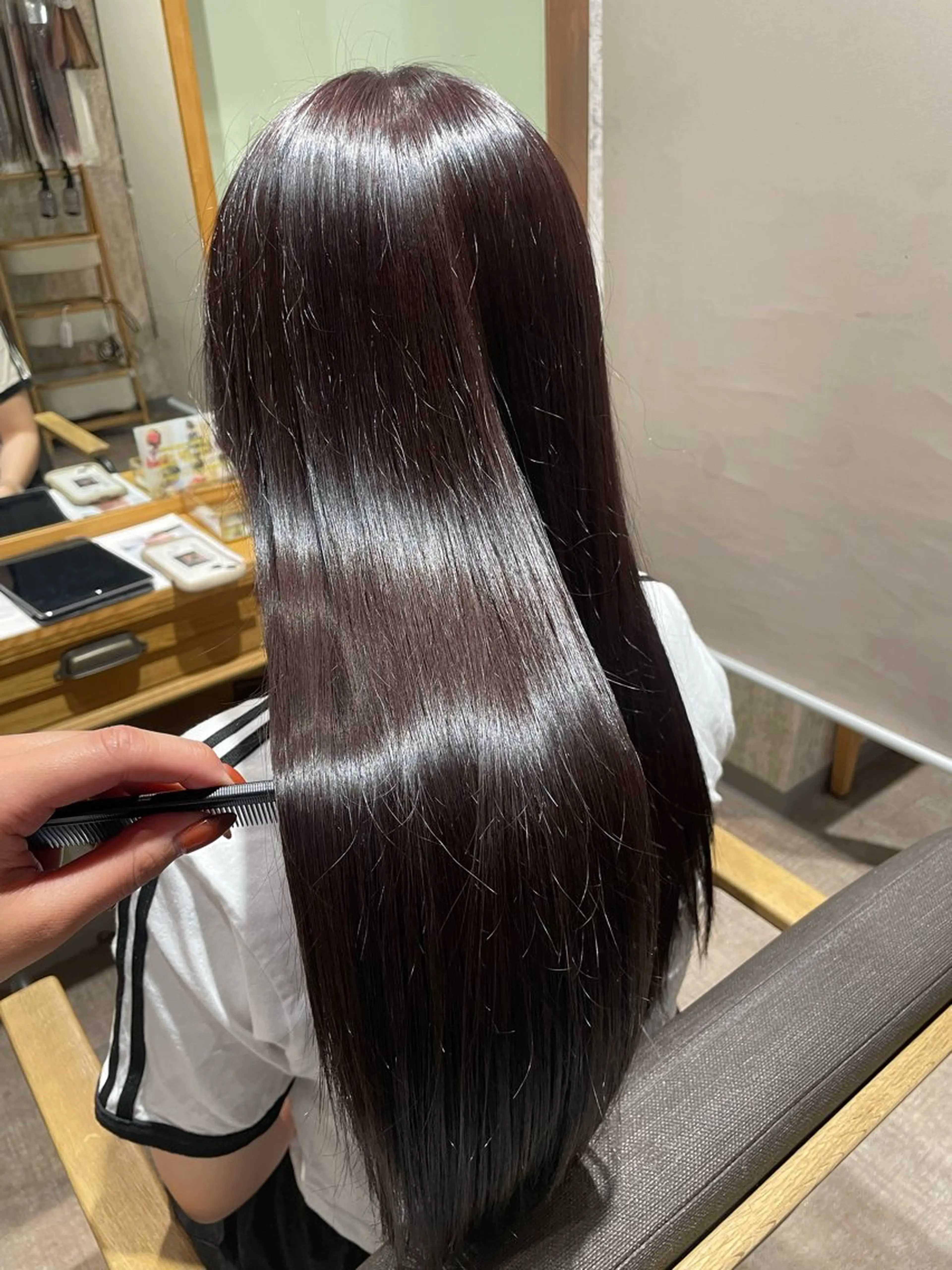 ロング カラー カット ヘアカラー 石川 聖奈のヘアスタイル
