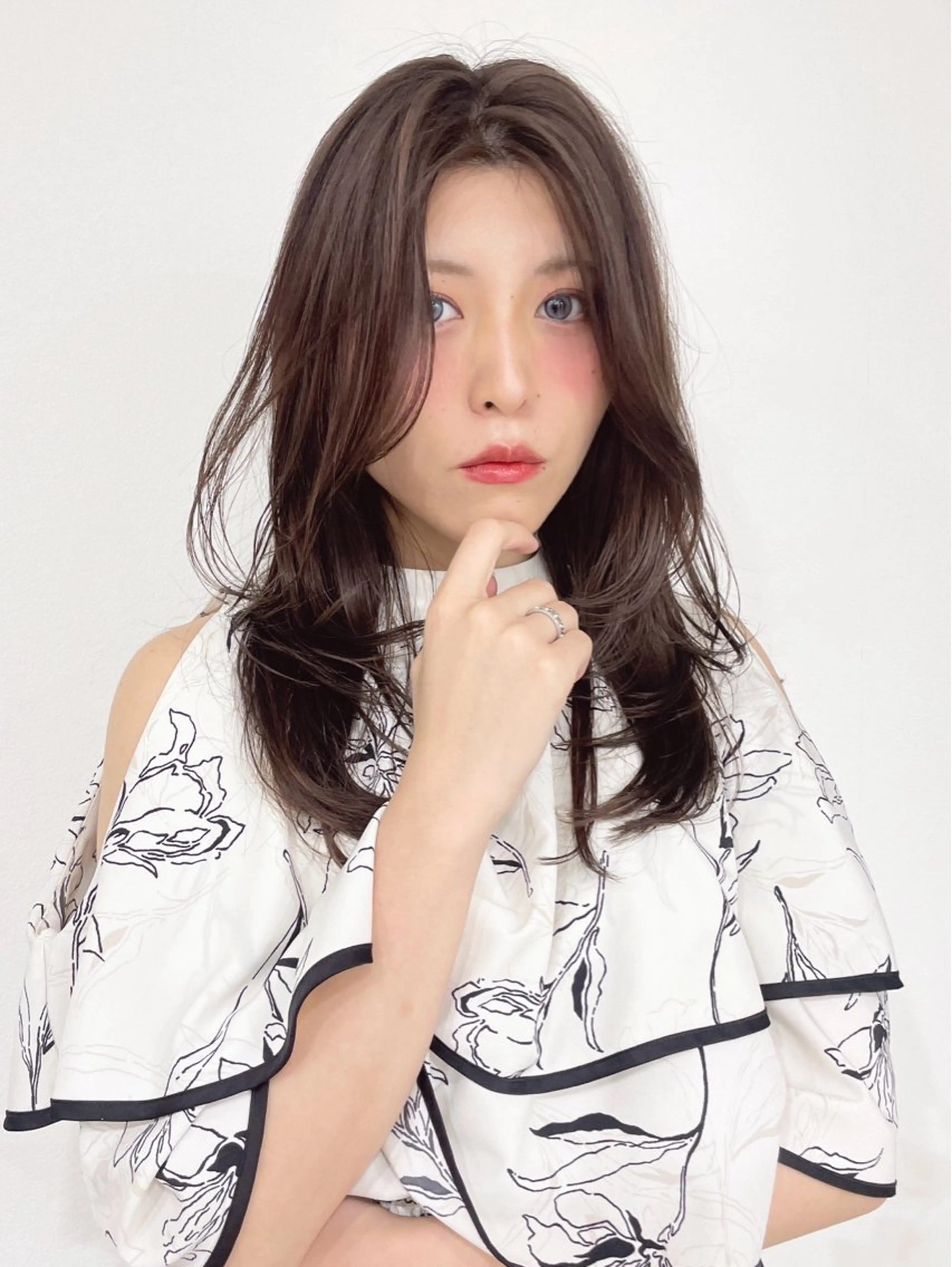 ロング レイヤーカット 縮毛矯正◽️河野泰貴のヘアスタイル