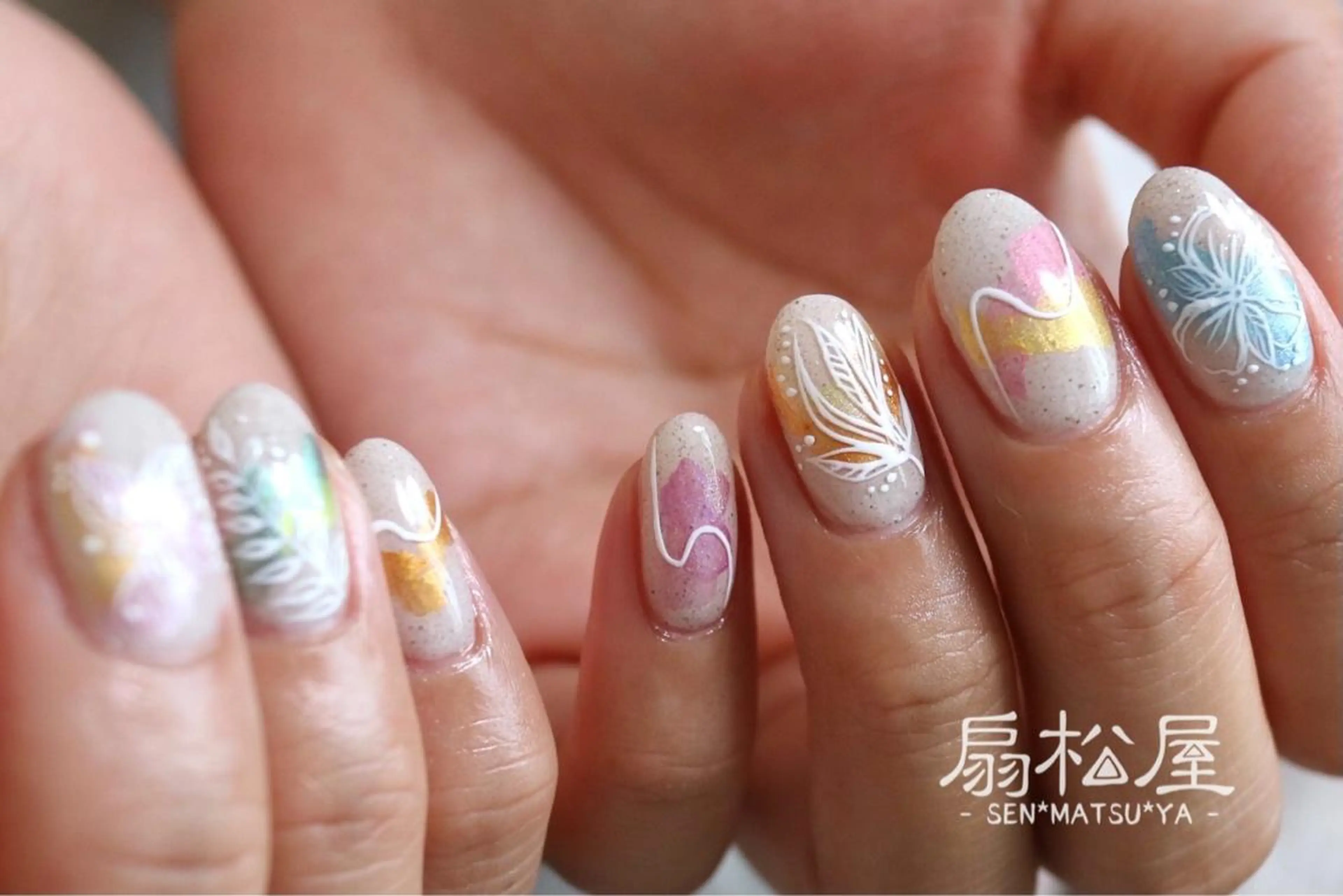 ネイル 扇松屋 marie.nのネイルデザイン