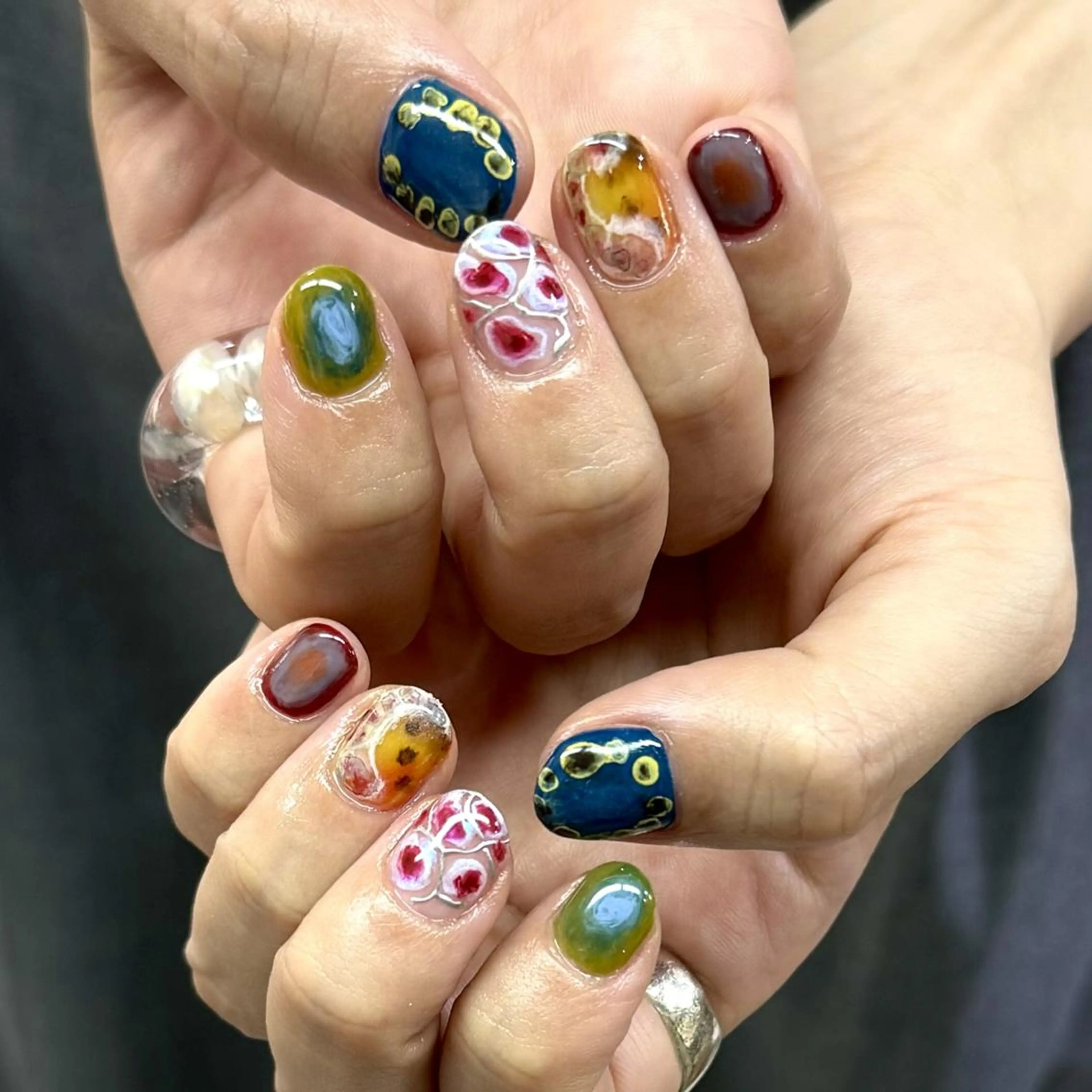 ネイル ジェルネイル 韓国ネイル ニュアンスネイル ワンホンネイル nailstudio eviz新宿店のネイルデザイン