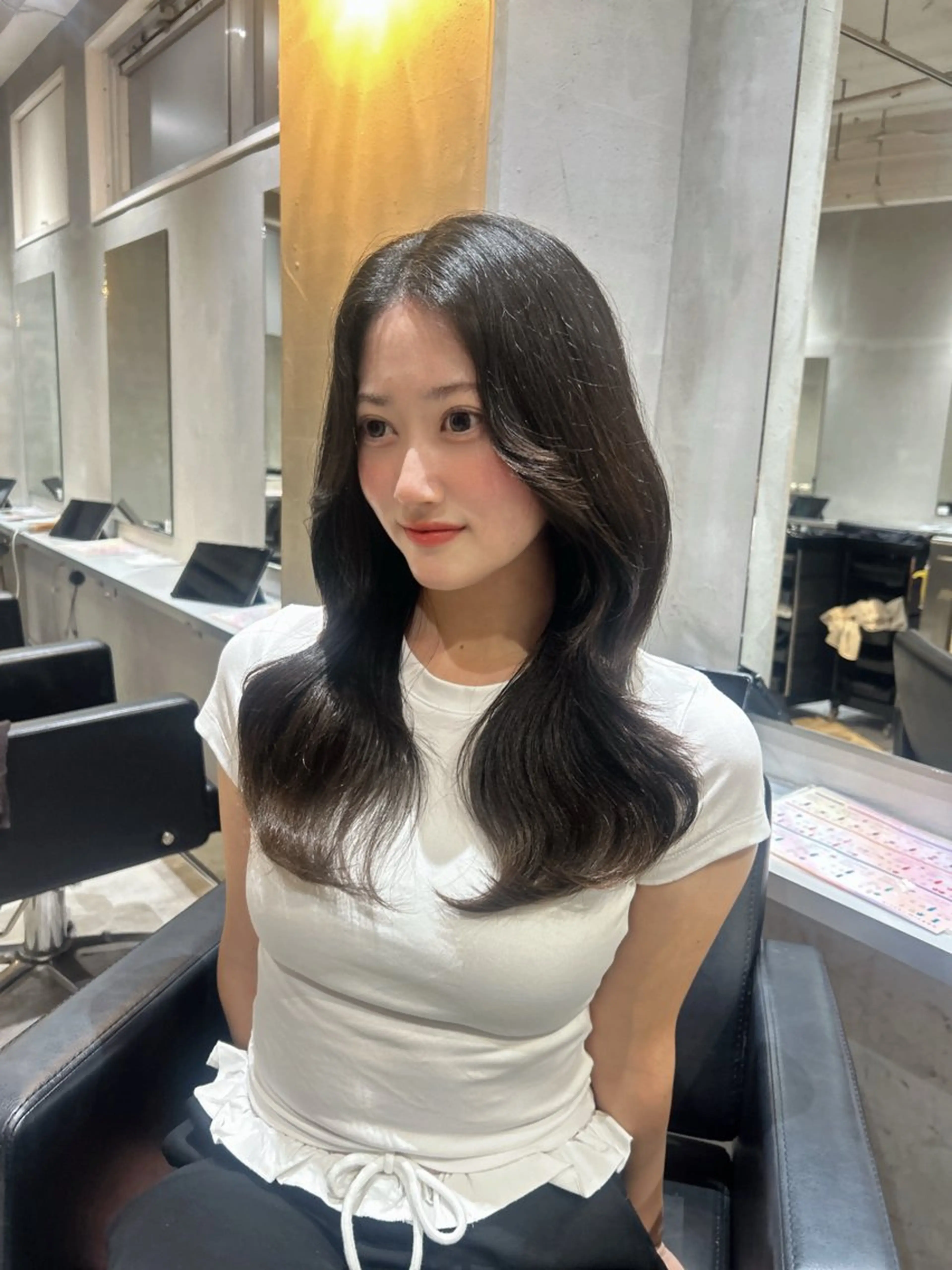 セミロング カラー カット ヘアカラー トリートメント 透明感×韓国ヘア 🇰🇷きららのヘアスタイル
