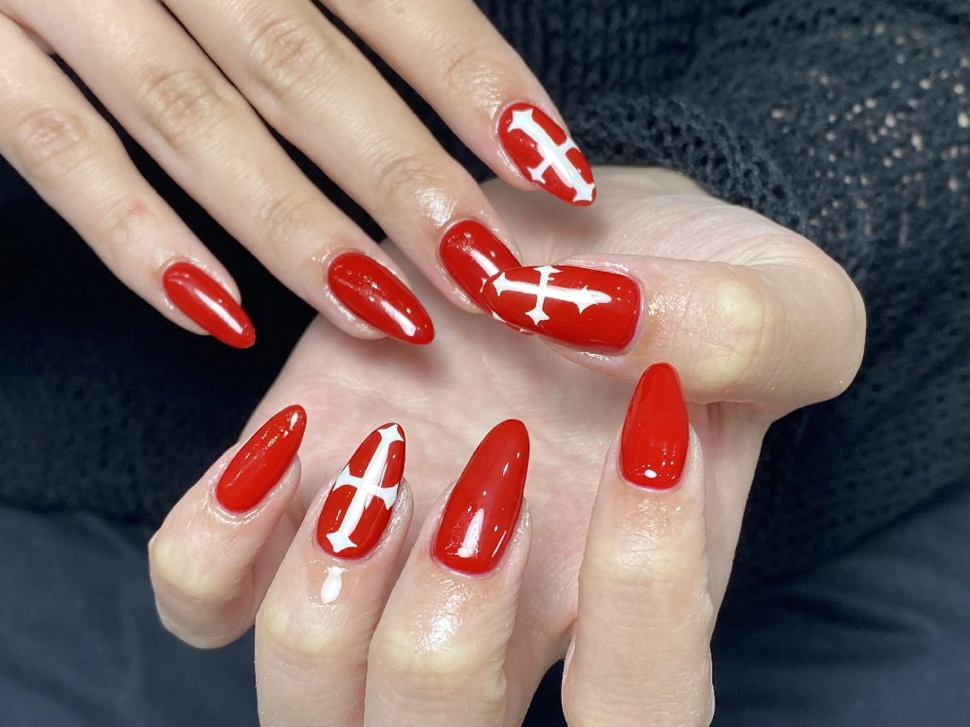 ネイル チークネイル フレンチネイル ジェルネイル ガーリー キラキラネイル ハンドネイル UM Nail Salonのネイルデザイン