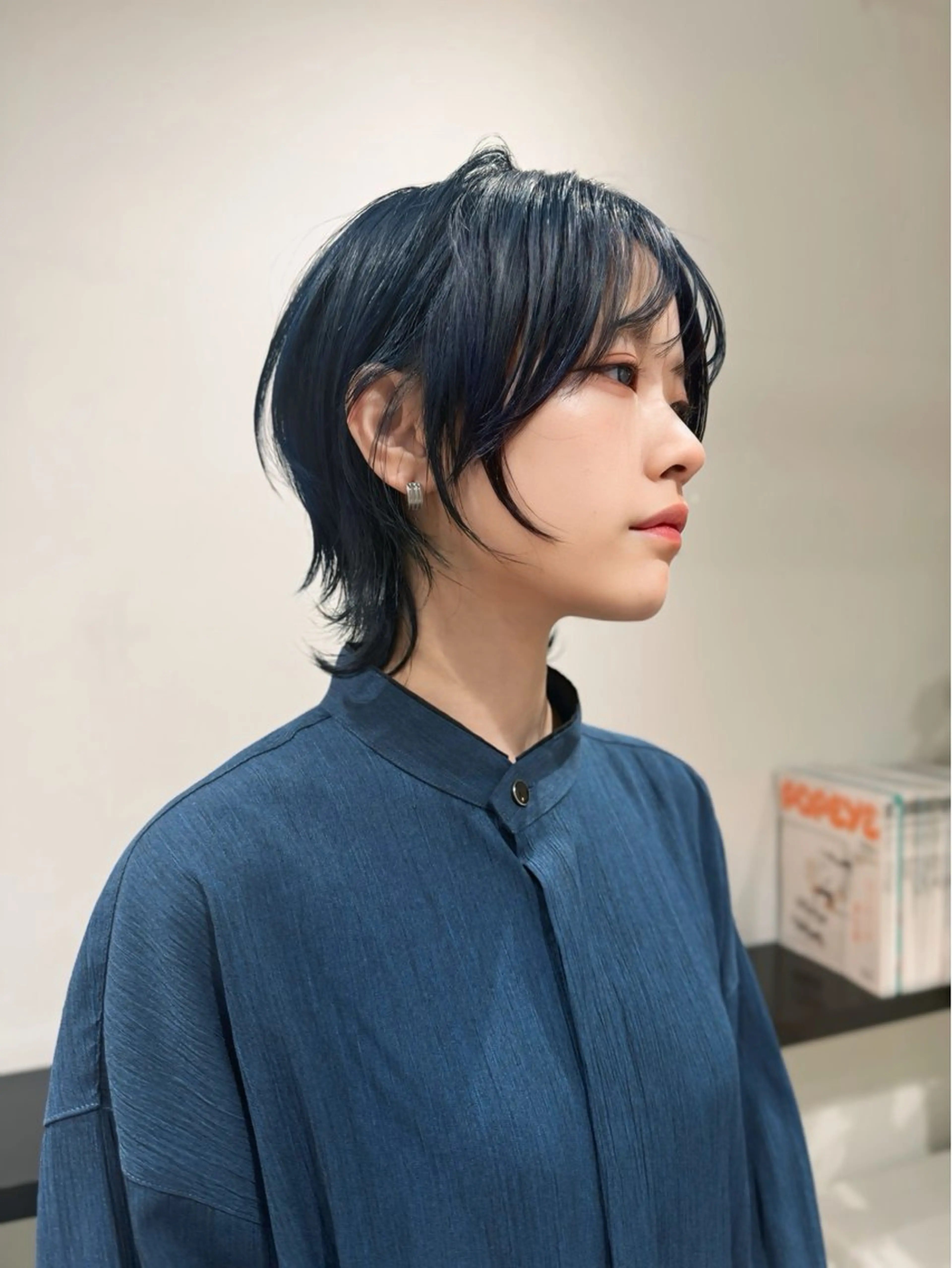 ミディアム カラー ウルフ/似合わせ レイヤー/RIHOのヘアスタイル