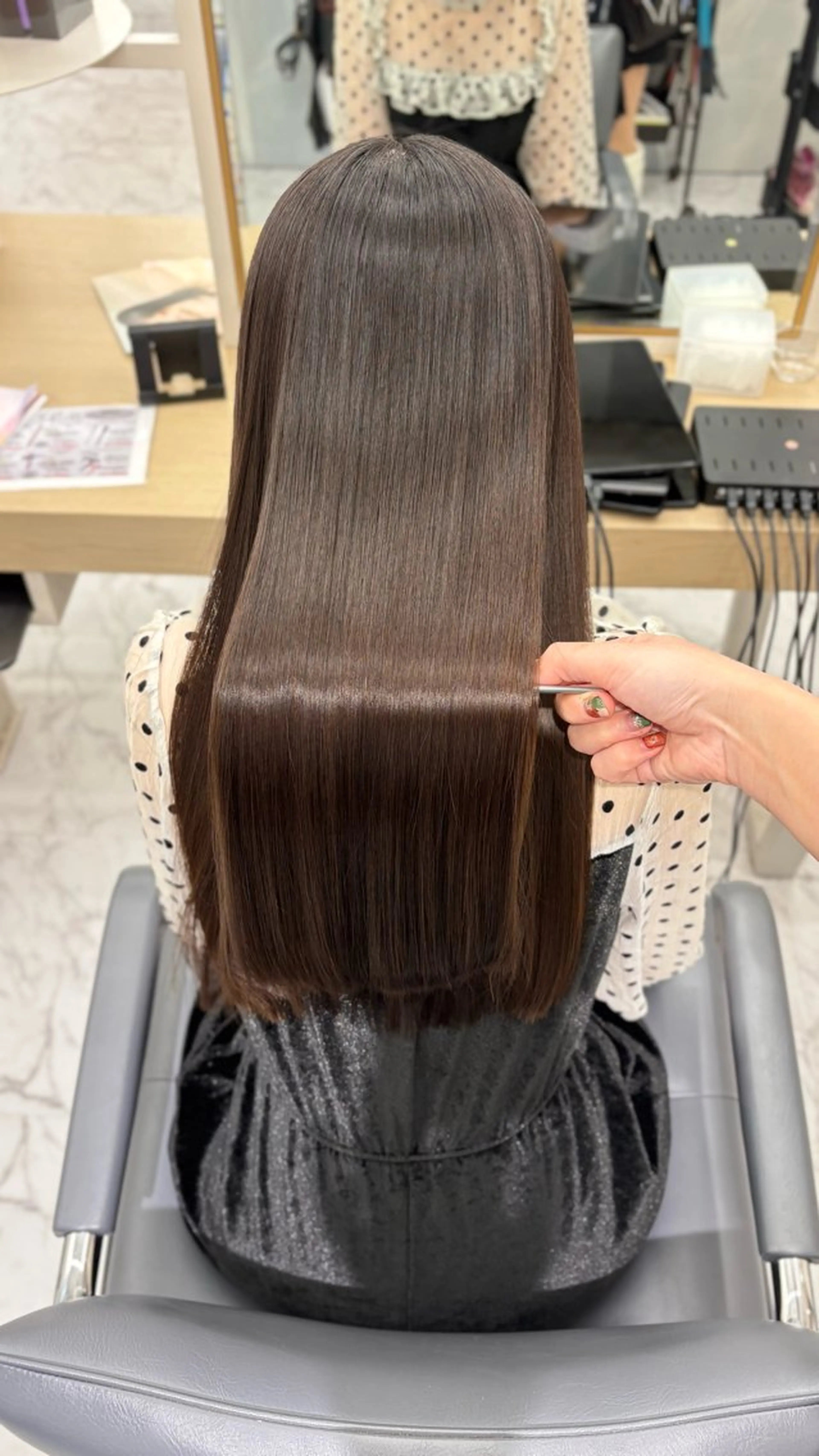 ロング 髪質改善 トリートメント 縮毛矯正 youres hair 髪質改善トリートメント&ヘッドスパ 新宿west店所属・小林春月 /新宿美容師のヘアスタイル