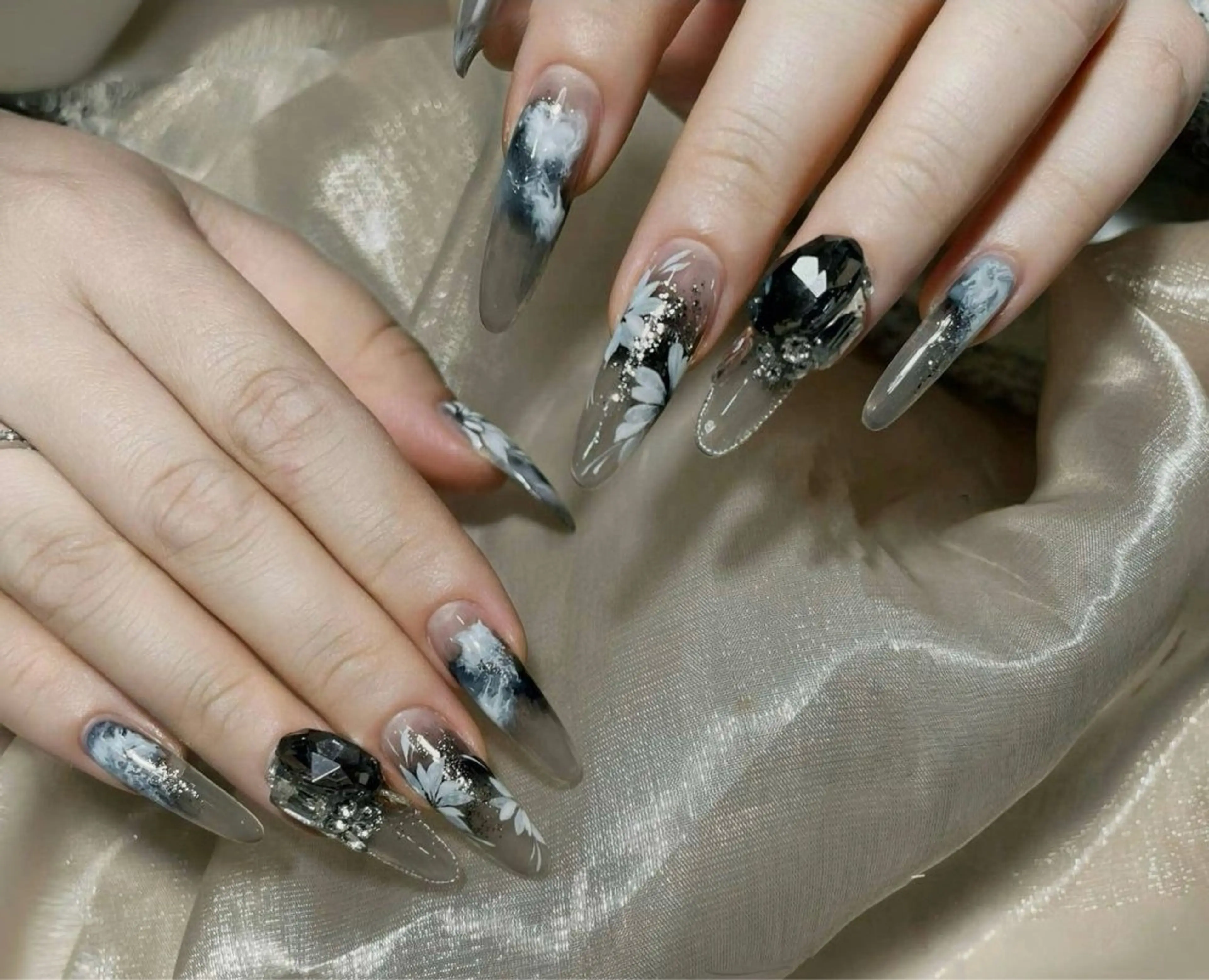 ネイル ネイル👑クイーンズ NailQueensのネイルデザイン