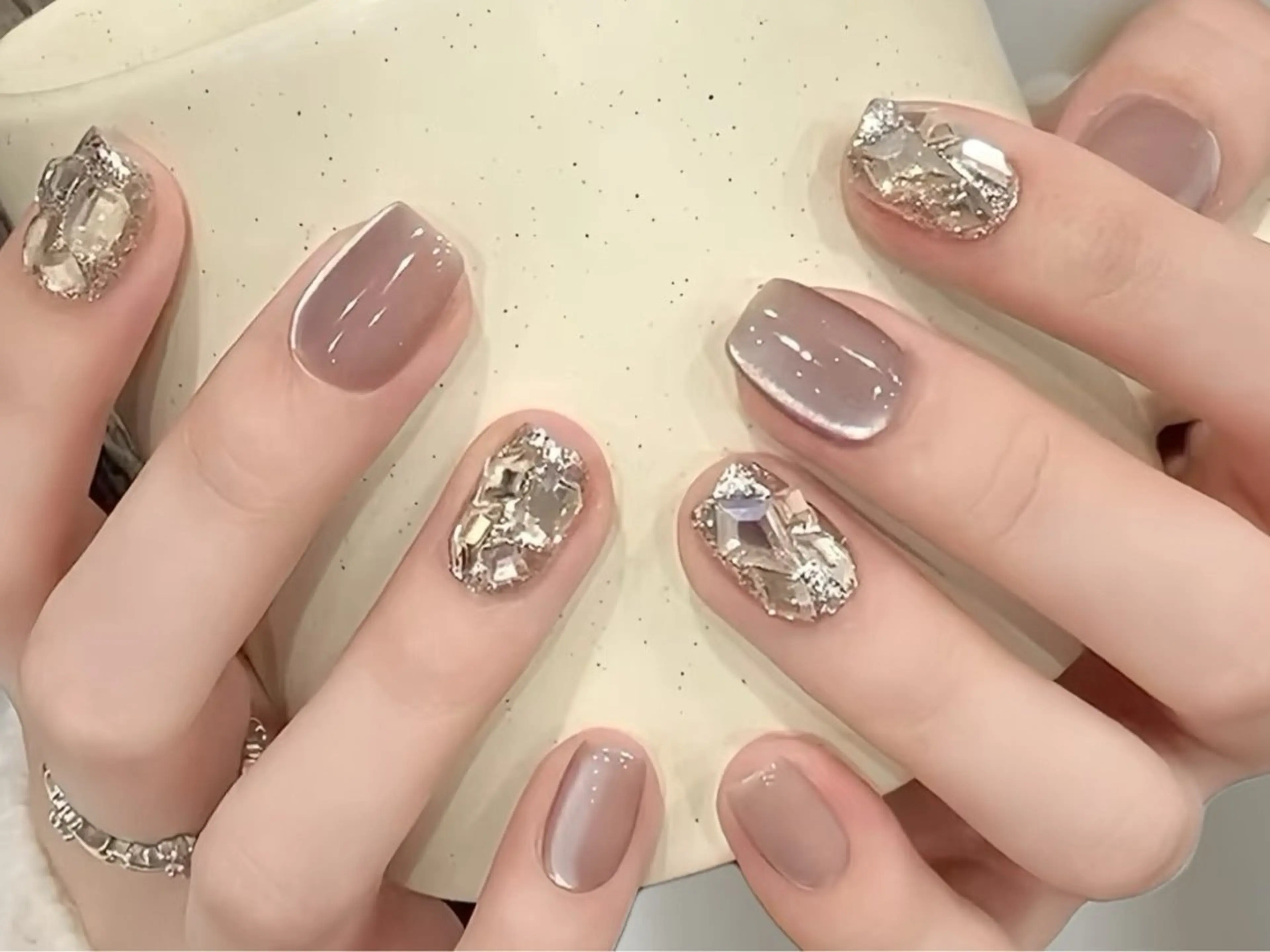 ネイル More Glam Nailsalon 大宮東口店 ～韓国ネイル・ワンホンネイル・スカルプネイル～所属・大宮 愛のネイルデザイン