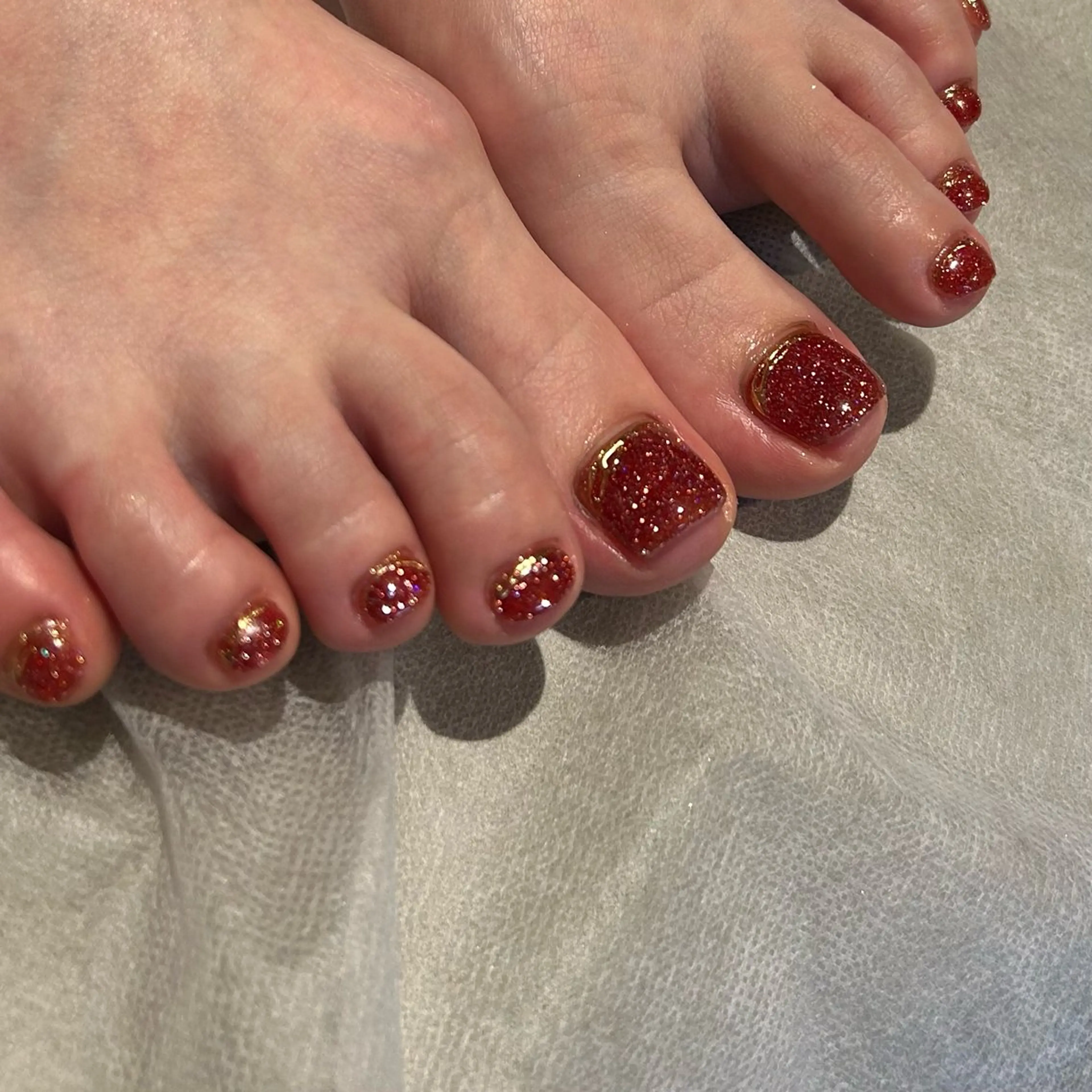 ネイル フラッシュネイル 赤色 フットネイル Reflection marikoのネイルデザイン