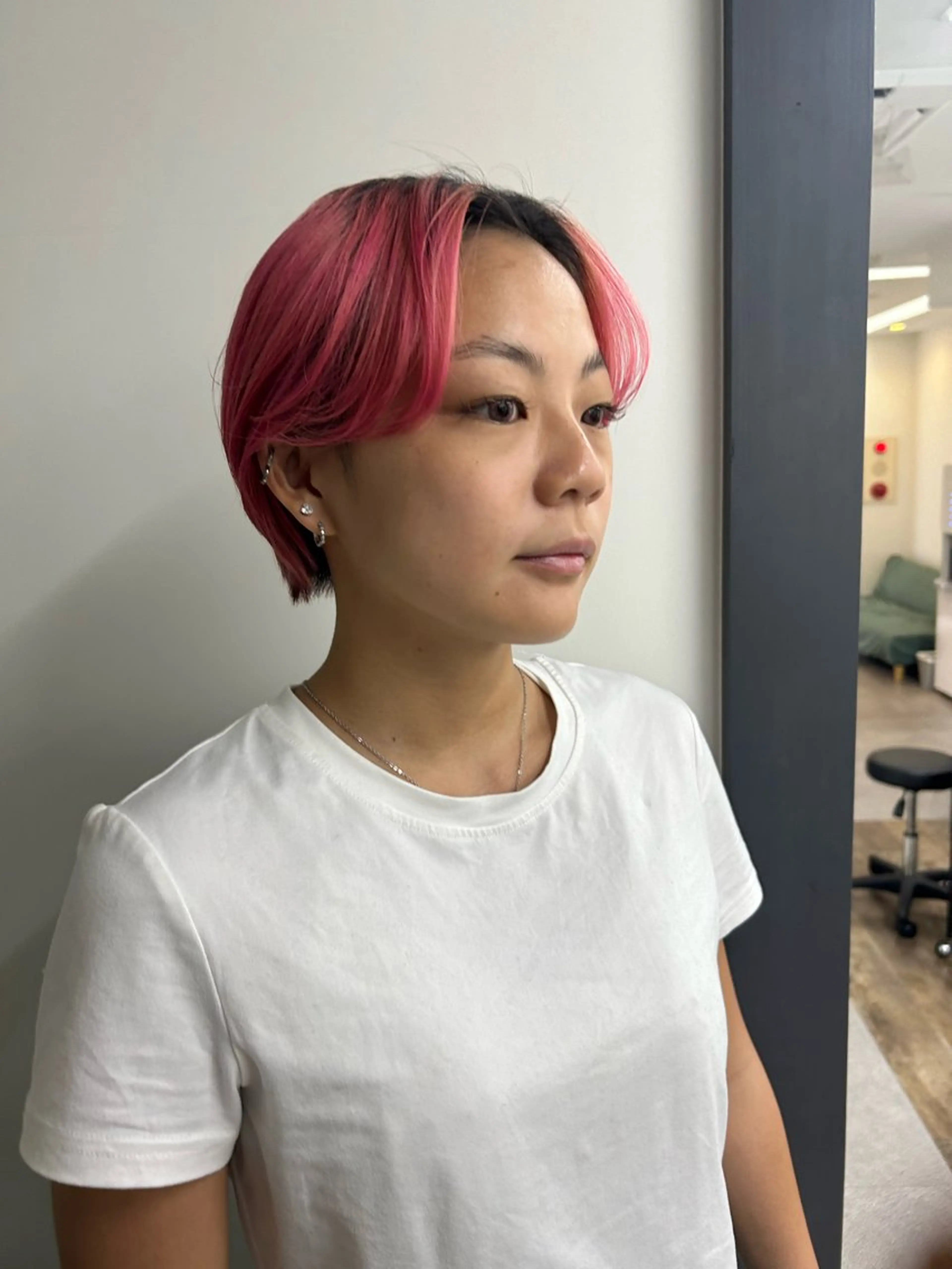 ショート カラー 名古屋栄/ブリーチ/ ボブ🧃木下桃嘉のヘアスタイル