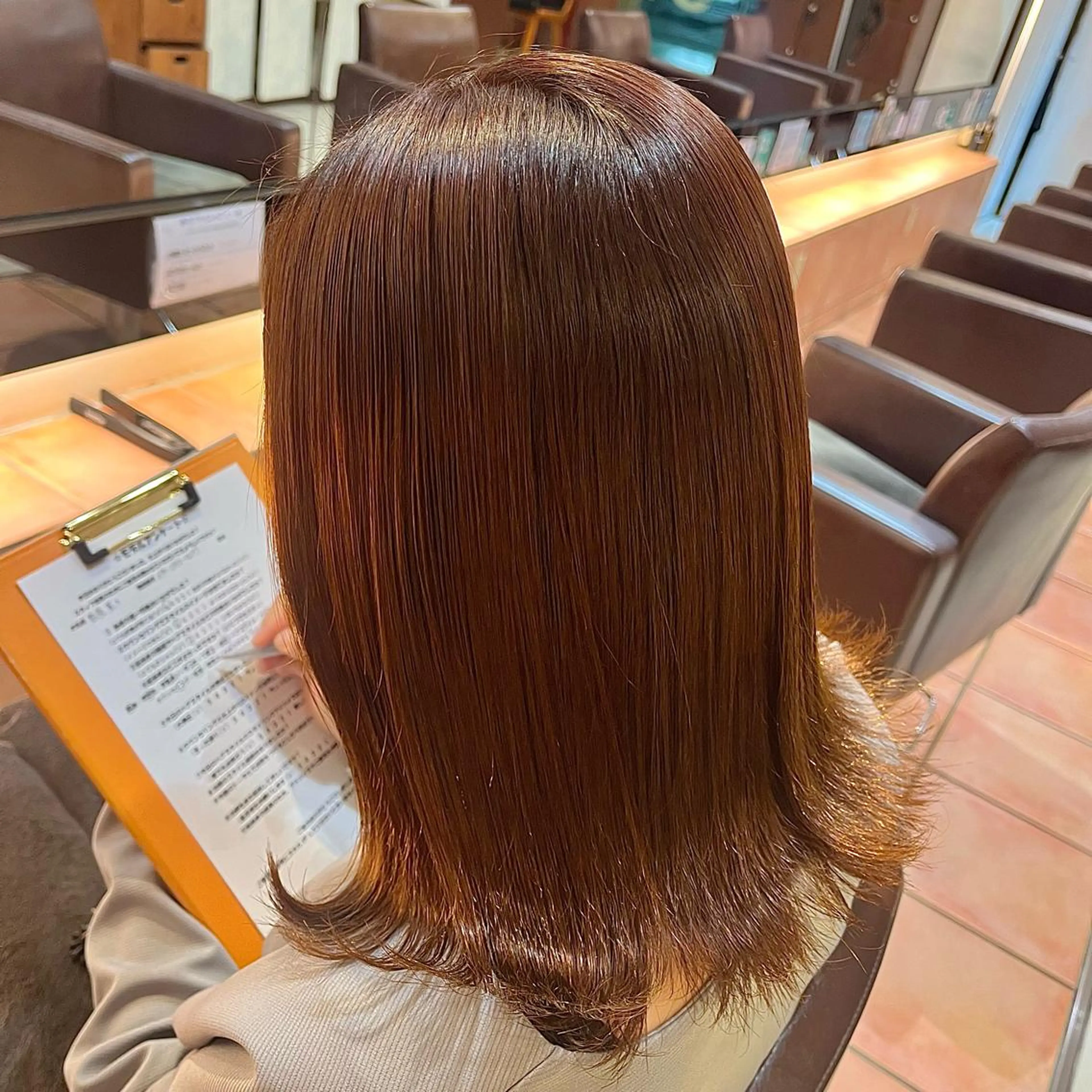 ミディアム カラー ブラウンカラー オレンジ オレンジブラウン YUMEKA🩶/ 透明感カラー🥣のヘアスタイル