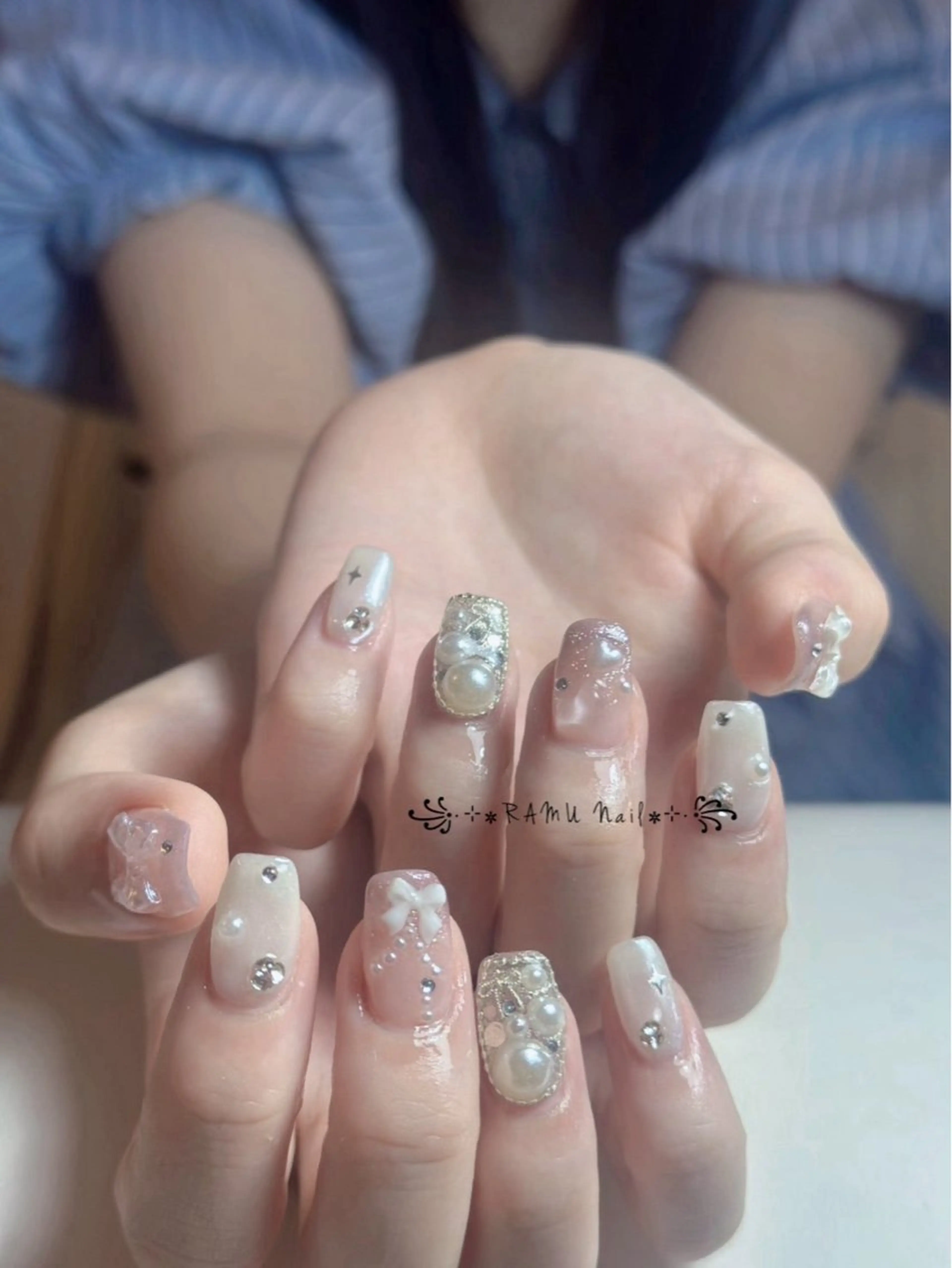 ネイル キラキラネイル マグネットネイル ミラーネイル ピンク 夏ネイル ハンドネイル RAMU Nail 恵比寿店のネイルデザイン