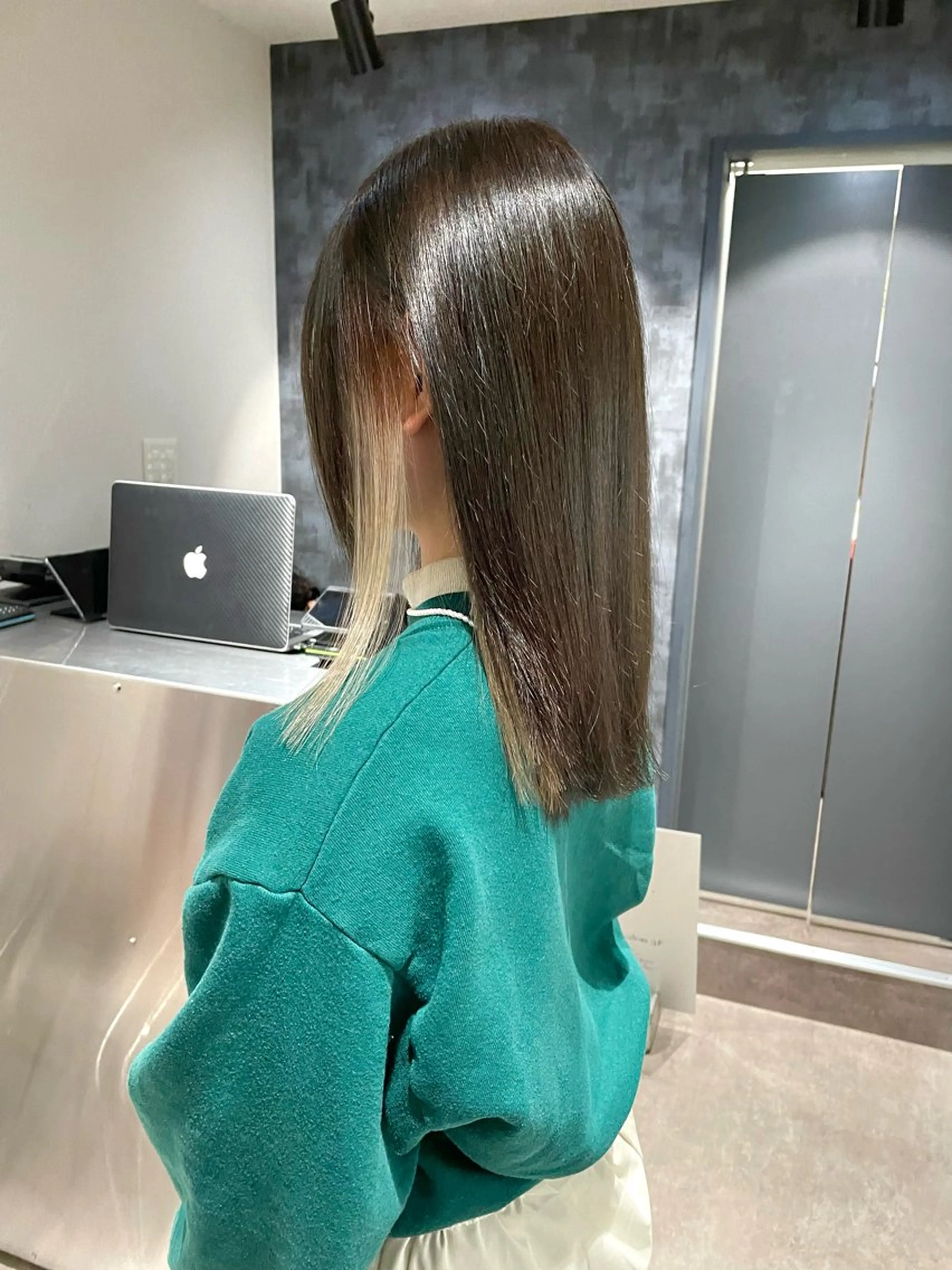 ミディアム カラー デザインカラー ダブルカラー ハイトーンカラー インナーカラー 🌟ブリーチ/ボブ/ レイヤー渋谷☀️のヘアスタイル