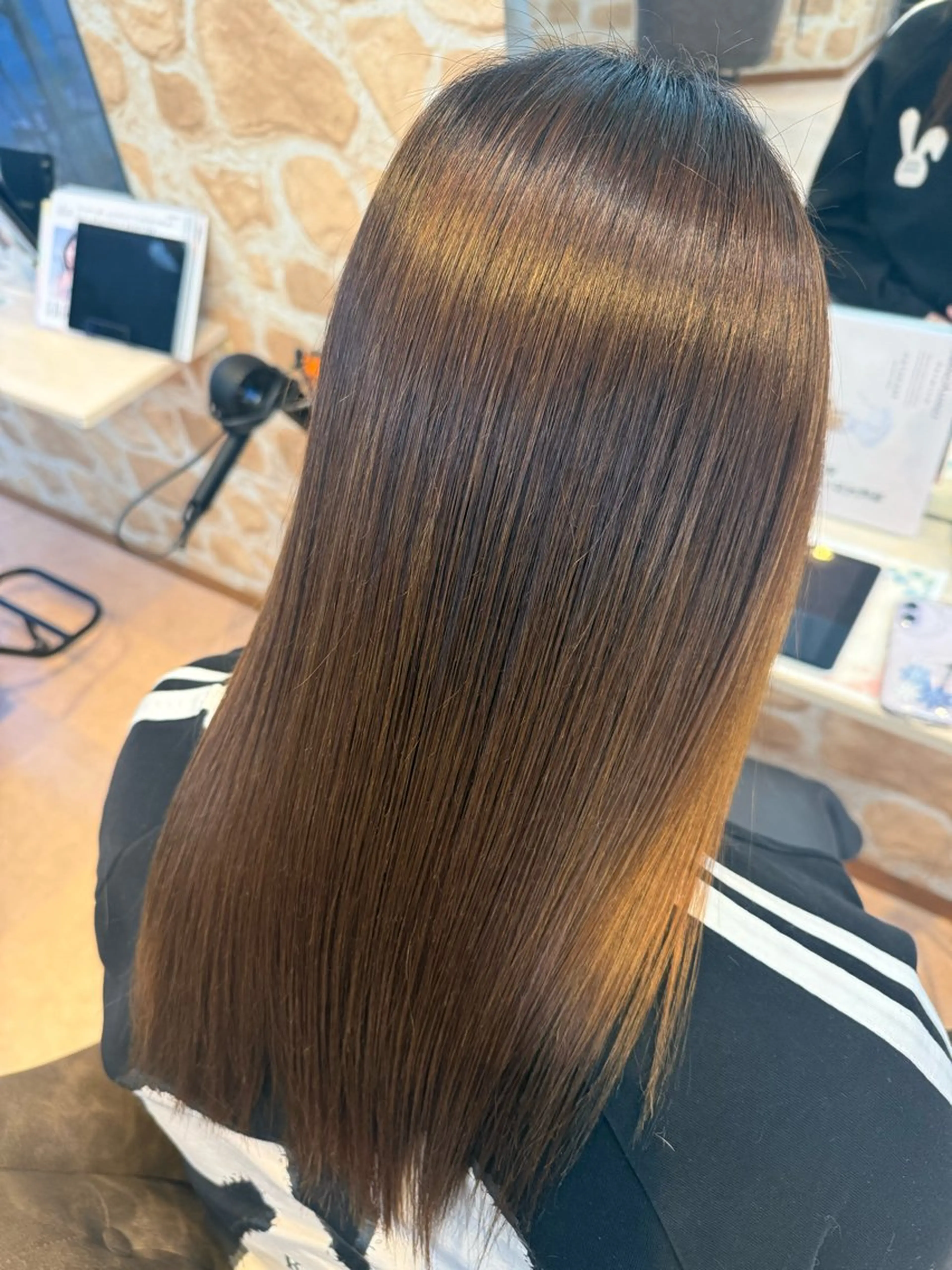ロング 土肥 美羽のヘアスタイル