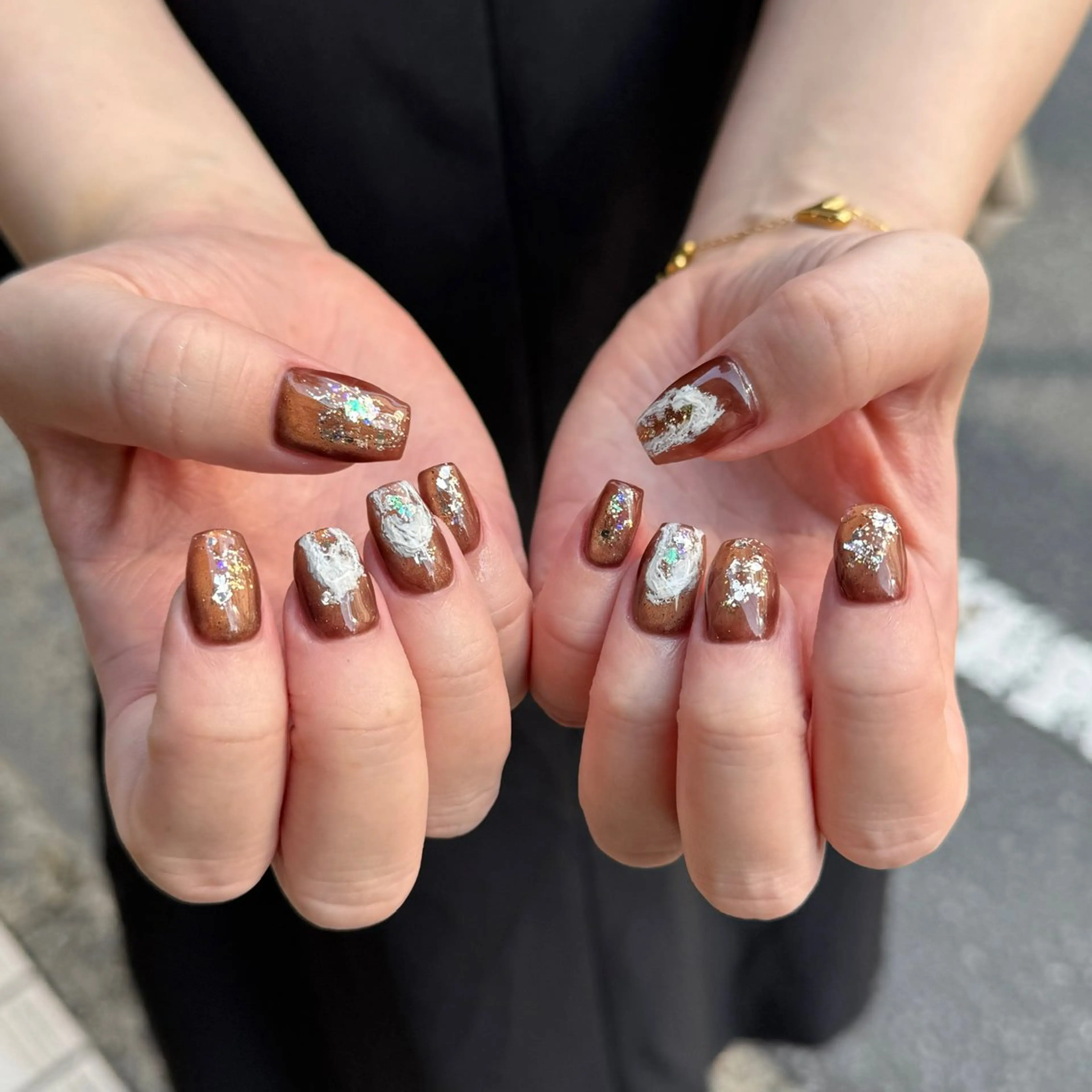 ネイル ハンドネイル 𝐫𝐚𝐢 𝐧𝐚𝐢𝐥の眉毛・アイブロウイメージ