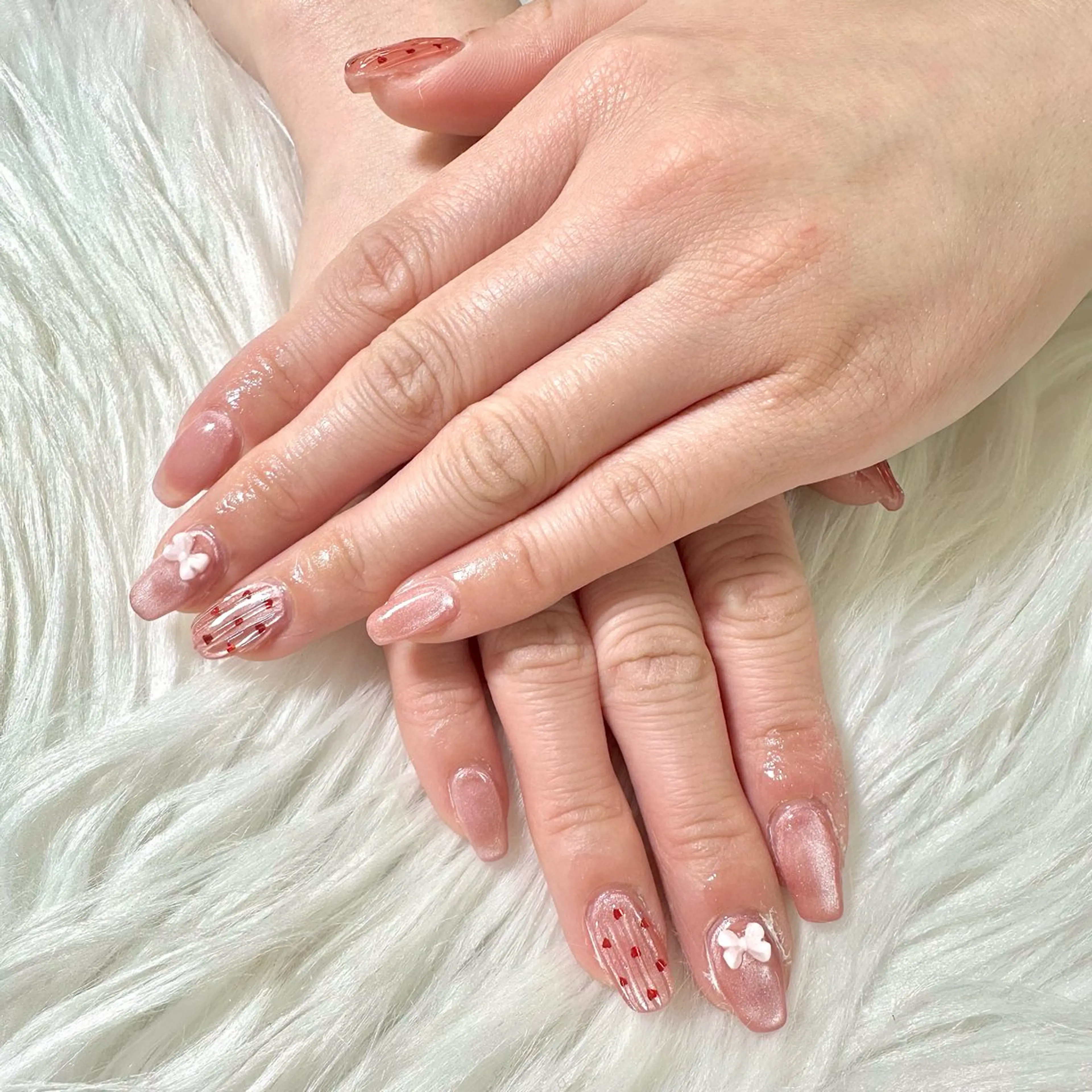 ネイル ハート キラキラネイル リボン ハンドネイル はあとねいる Reinaのネイルデザイン