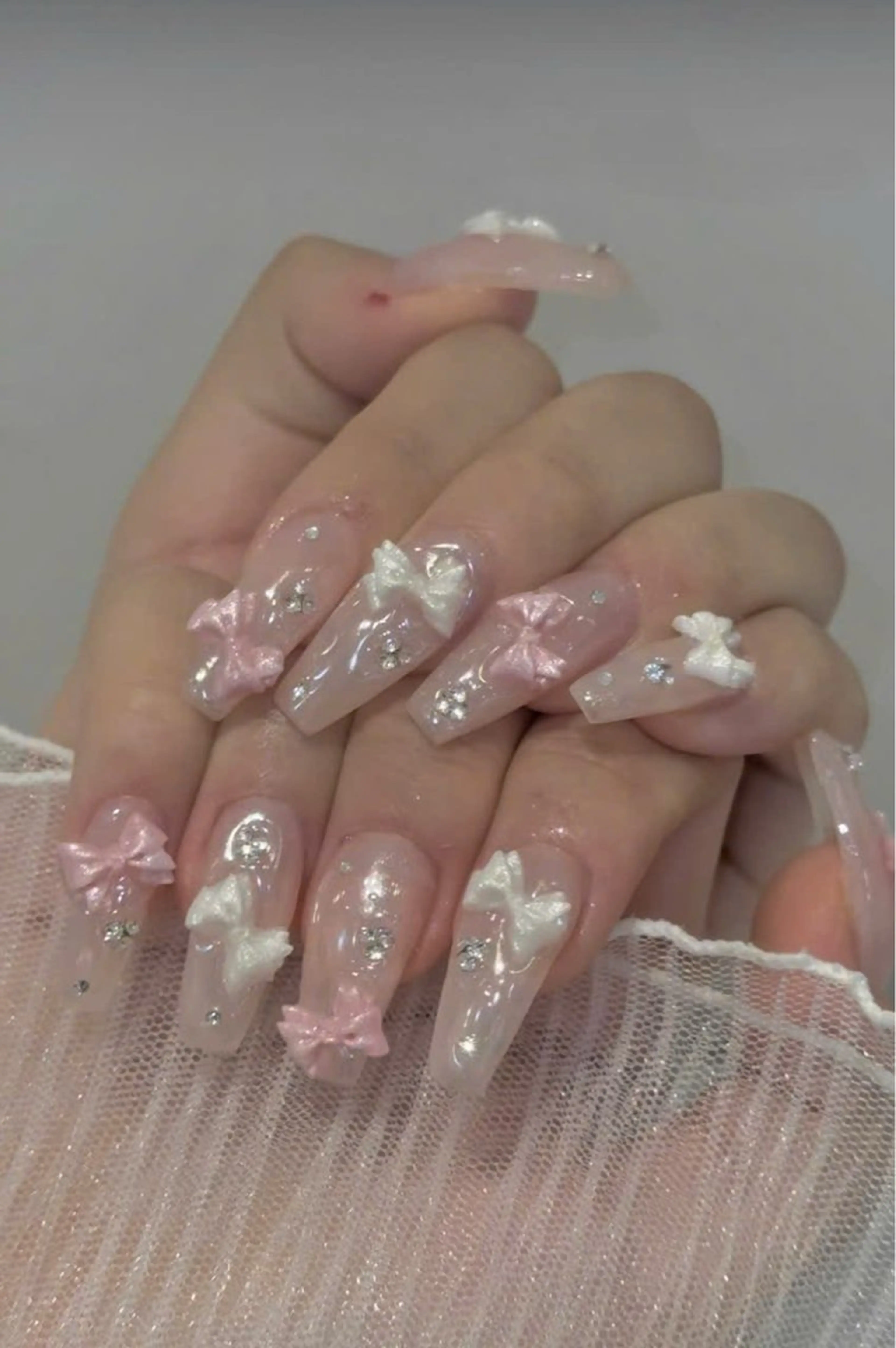 ネイル キラキラネイル マグネットネイル ミラーネイル ニュアンスネイル 春ネイル ハンドネイル Lina所属・MeiMei Nail モデル募集のネイルデザイン
