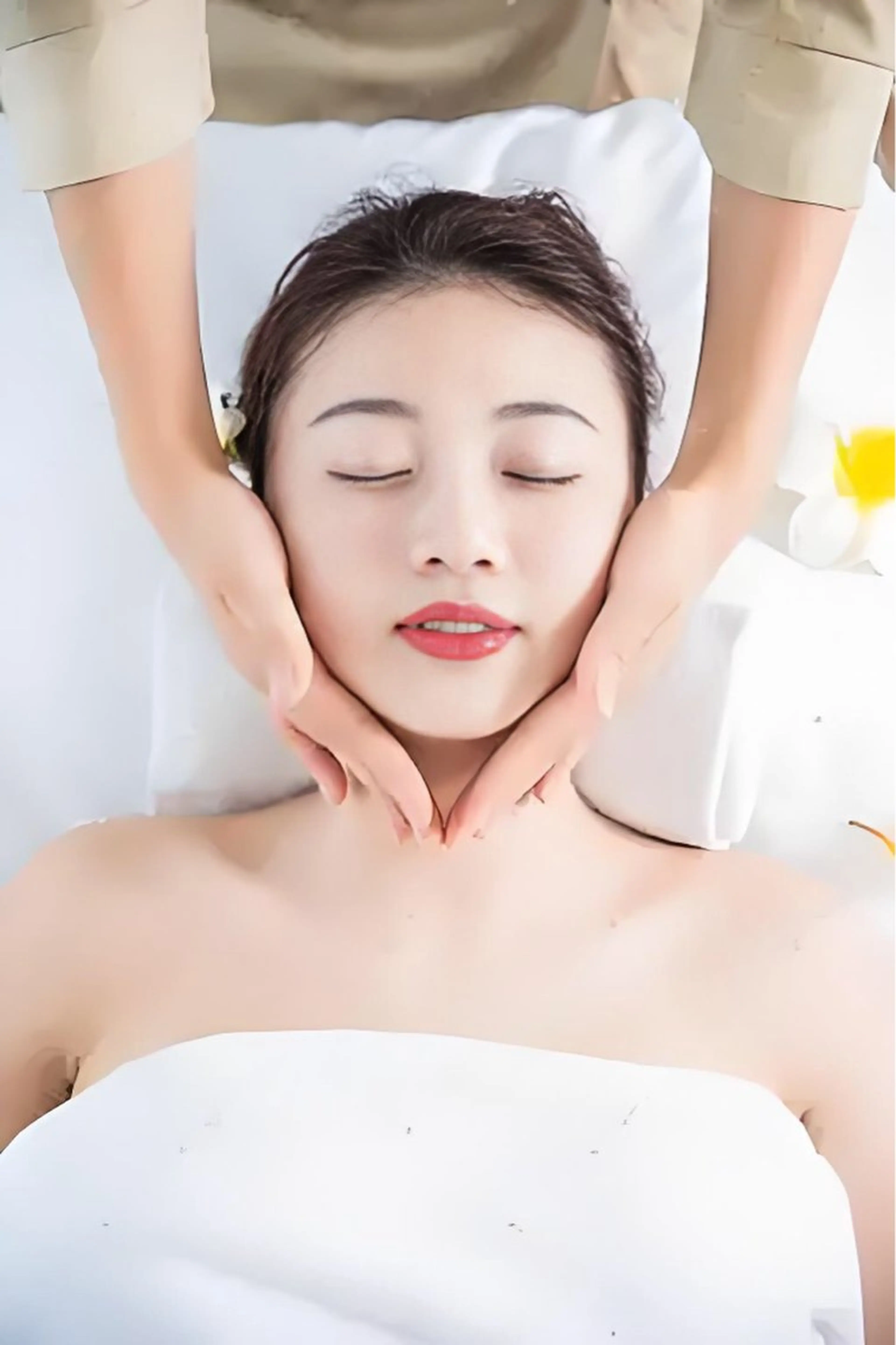 【新規限定】80分（もみほぐし+オイルリンパ+漢方足湯サービス）の写真