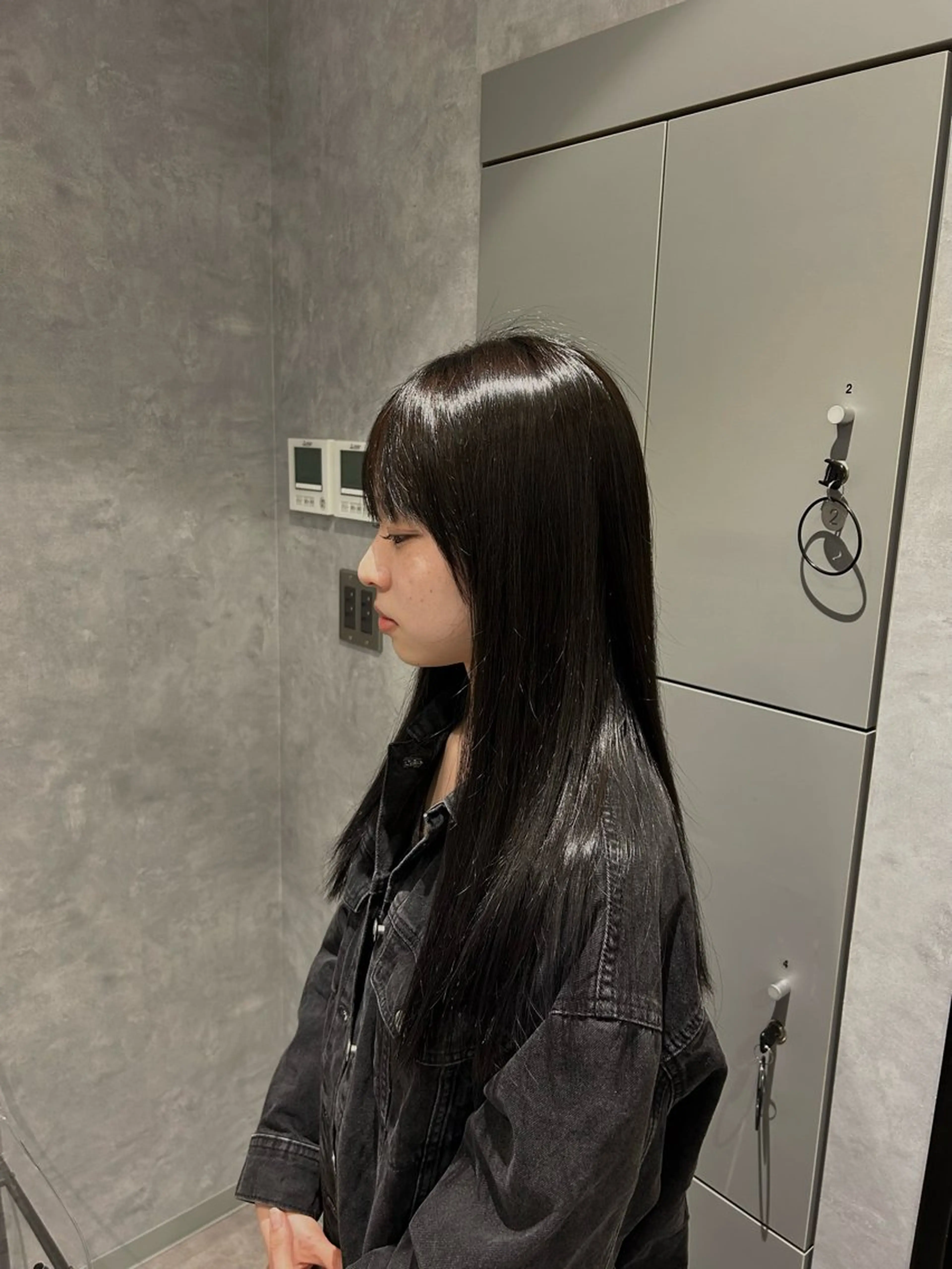 カラー ダークグレー ダークグレージュ グレージュ HEDI所属・⭐️HEDI YUKI⭐️のヘアスタイル