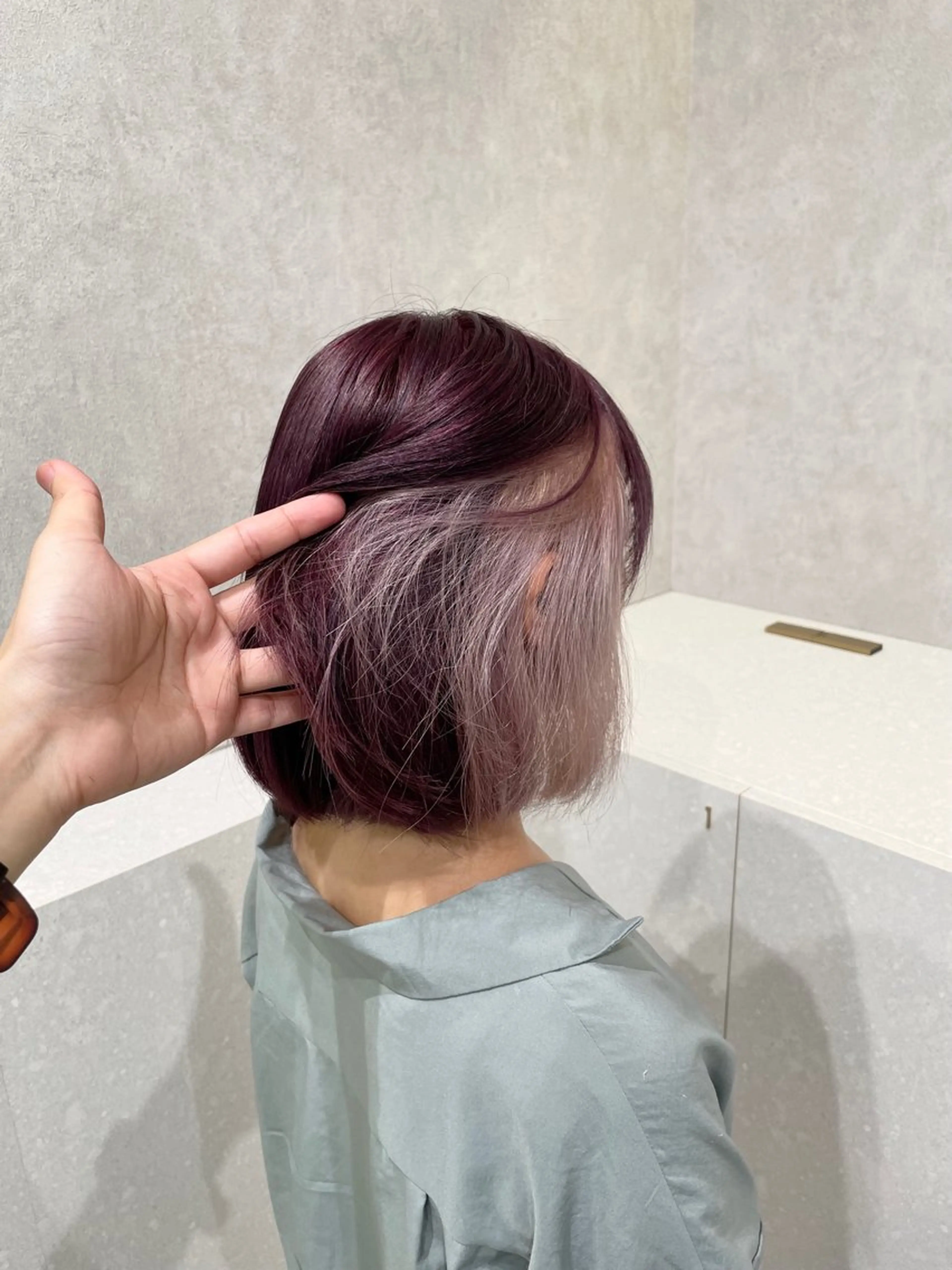 ミディアム カラー デザインカラー カット ヘアカラー トリートメント 《ブリーチ/赤み消し /髪質改善》若松良樹のヘアスタイル