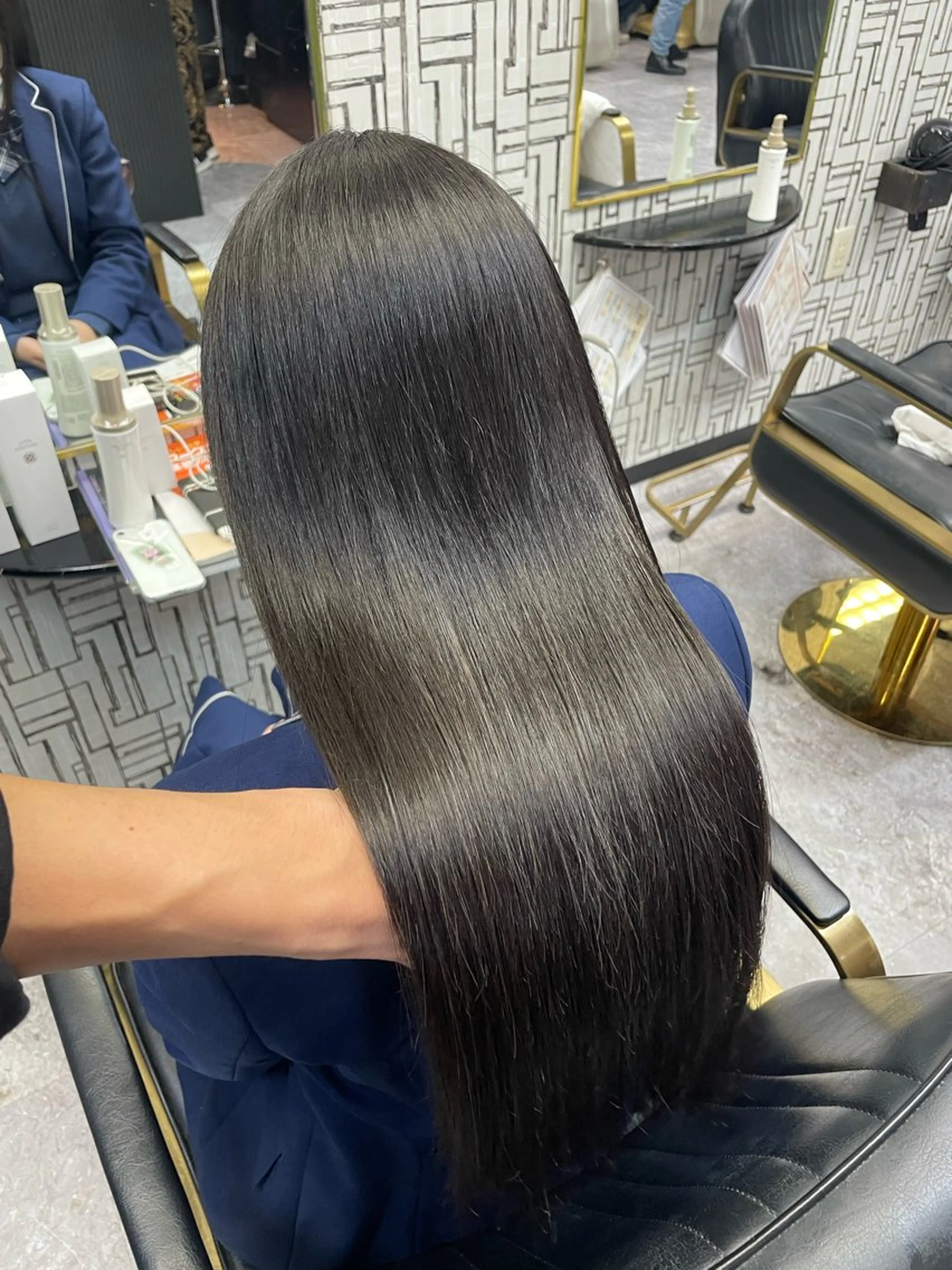 ロング 縮毛矯正 池田 亮雅のヘアスタイル