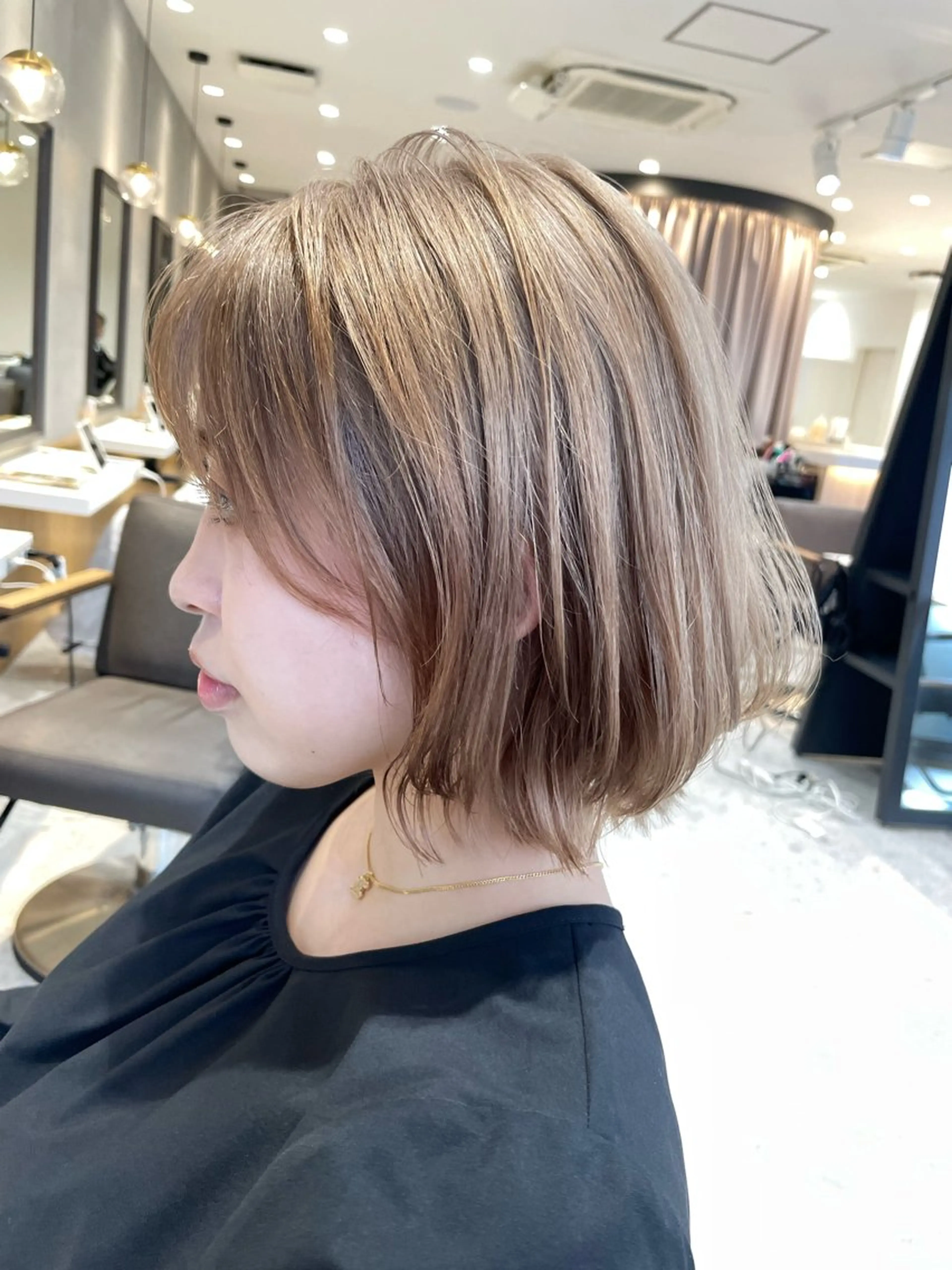 ミディアム カット ヘアカラー トリートメント お値段以上✨似合わせ カット✂️のヘアスタイル