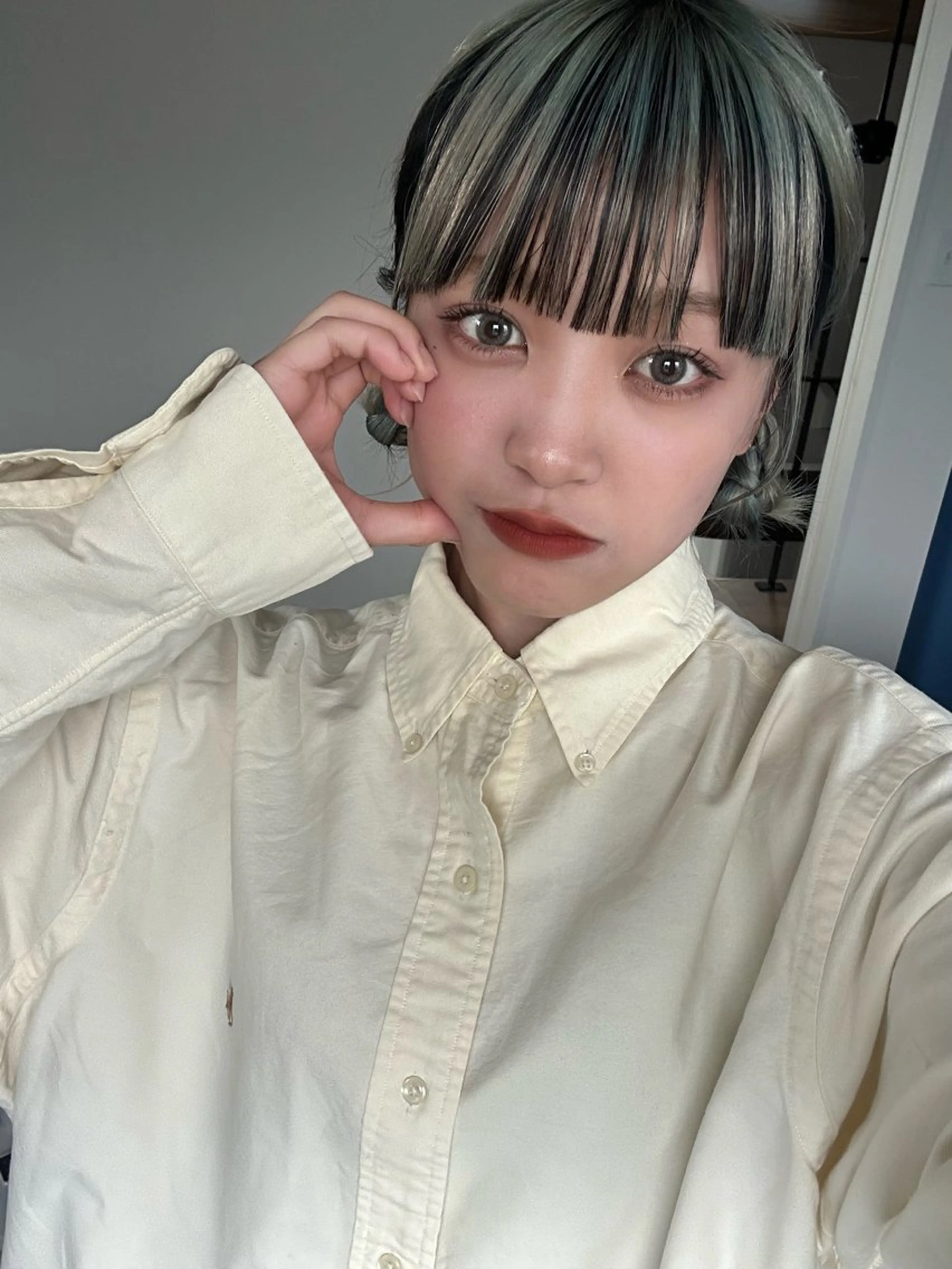 ミディアム カラー ヘアアレンジ suri-ru hair【スリールヘアー】所属・FURUSAWA AOIのヘアスタイル