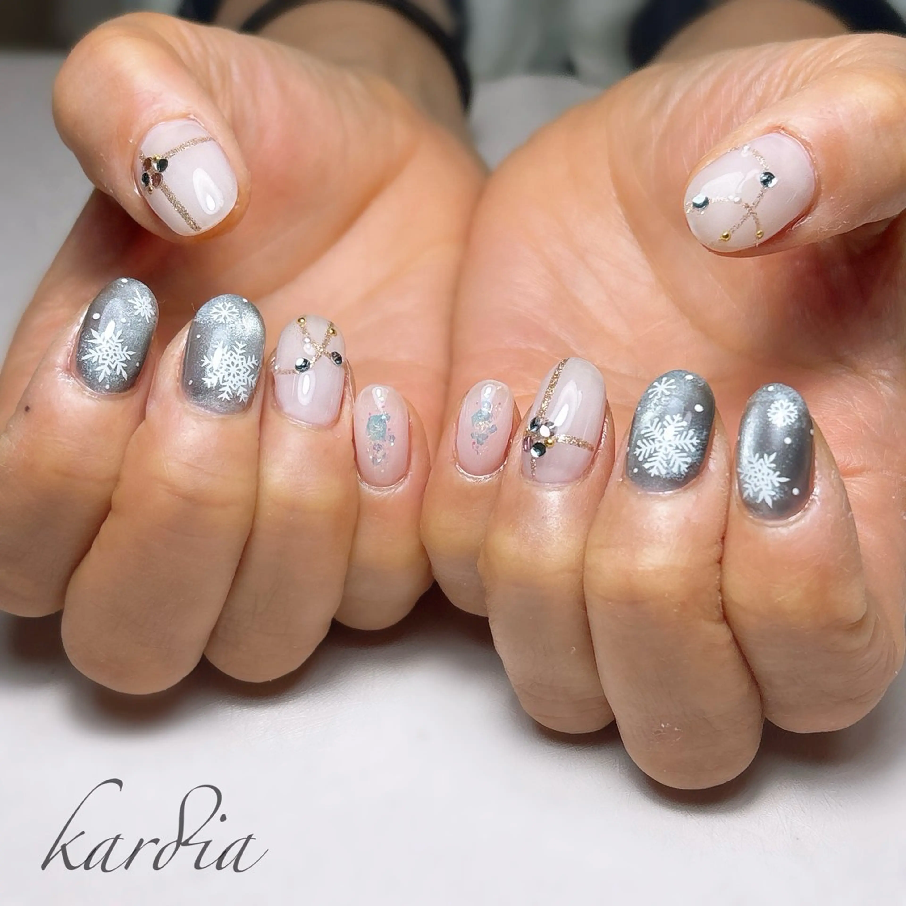 ネイル ハンドネイル καρδιά -ｶﾙﾃﾞｨｱ-のネイルデザイン