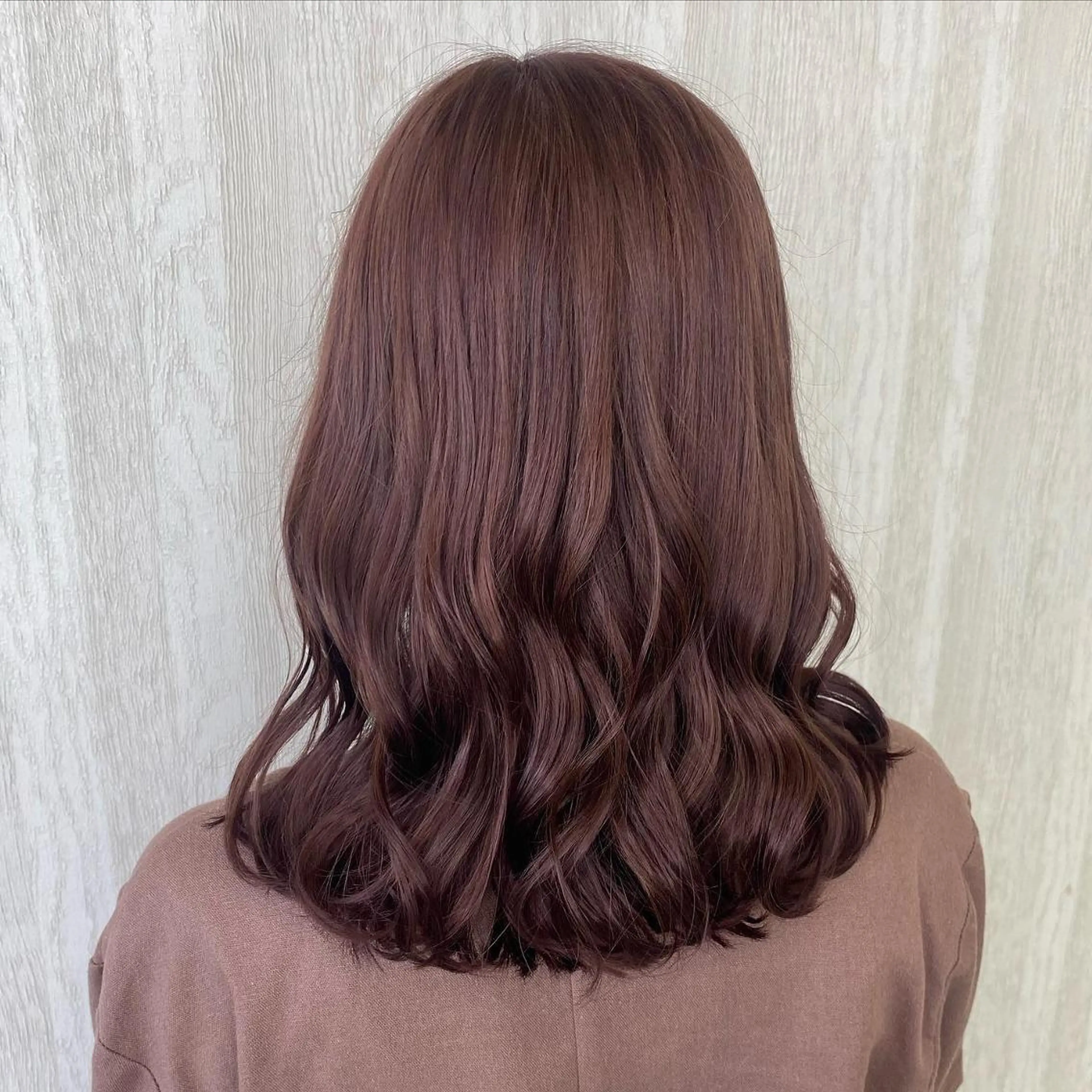 ロング カラー ベージュカラー ブラウンカラー ラベンダーカラー モカブラウン UNDER vr 【アンダーバー】のヘアスタイル