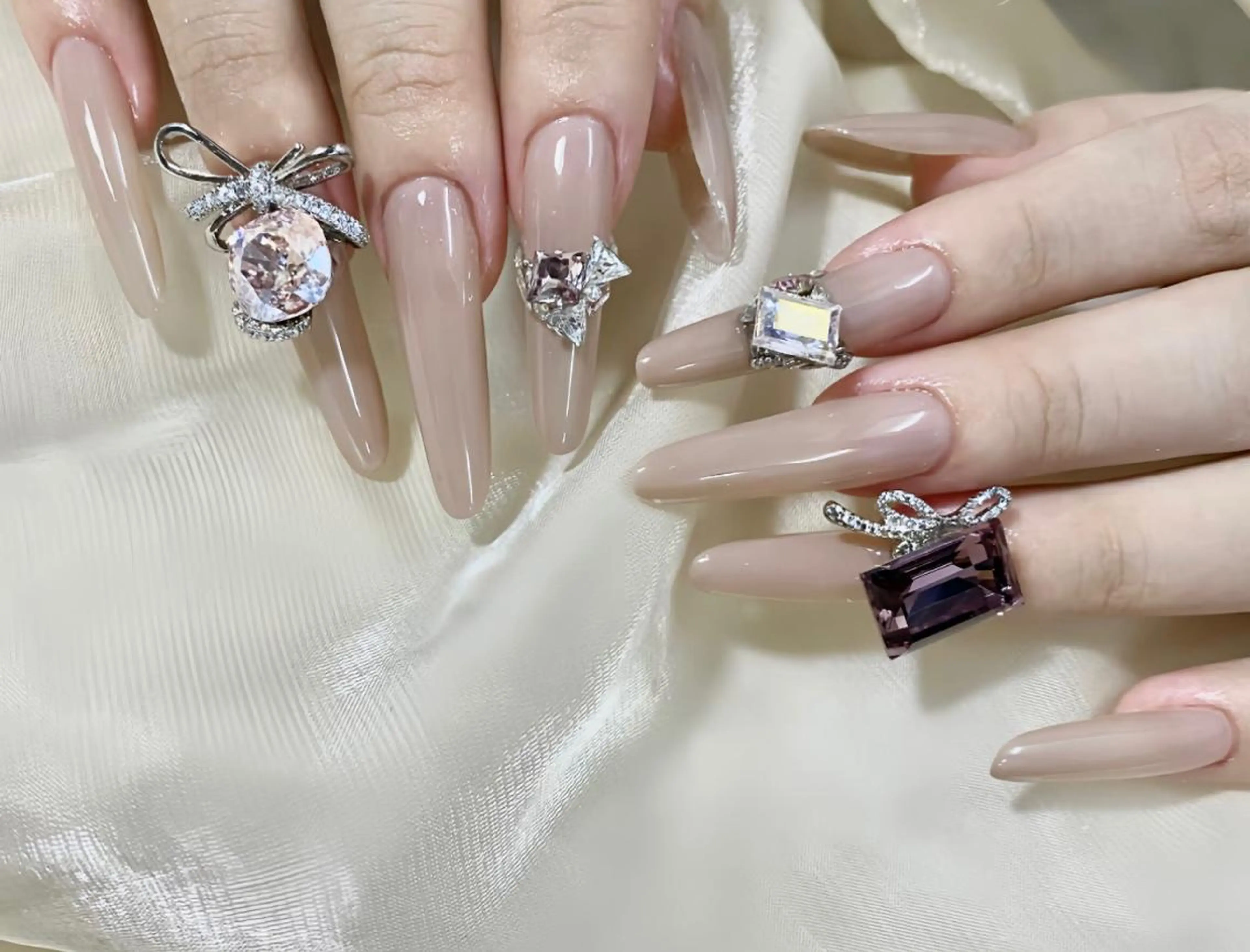 ネイル ハンドネイル Pure&Rich Nailのネイルデザイン