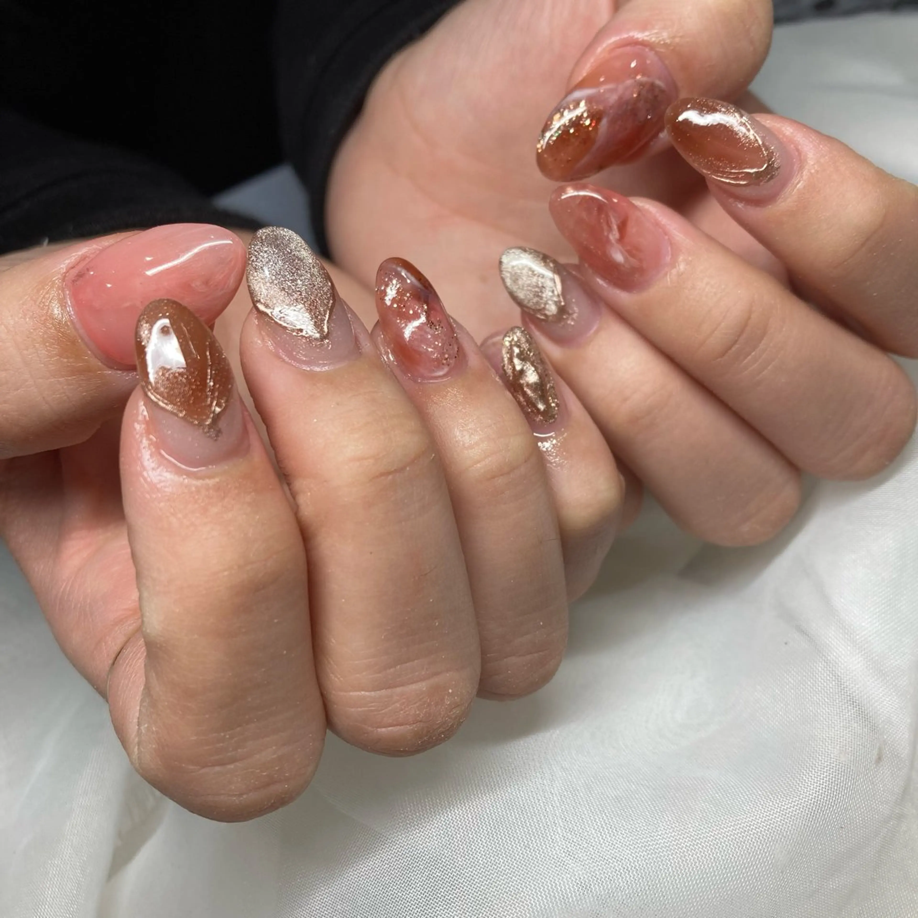 ネイル 長さ出し フレンチネイル ジェルネイル グラデーション マグネットネイル ハンドネイル Gracias. rieのネイルデザイン