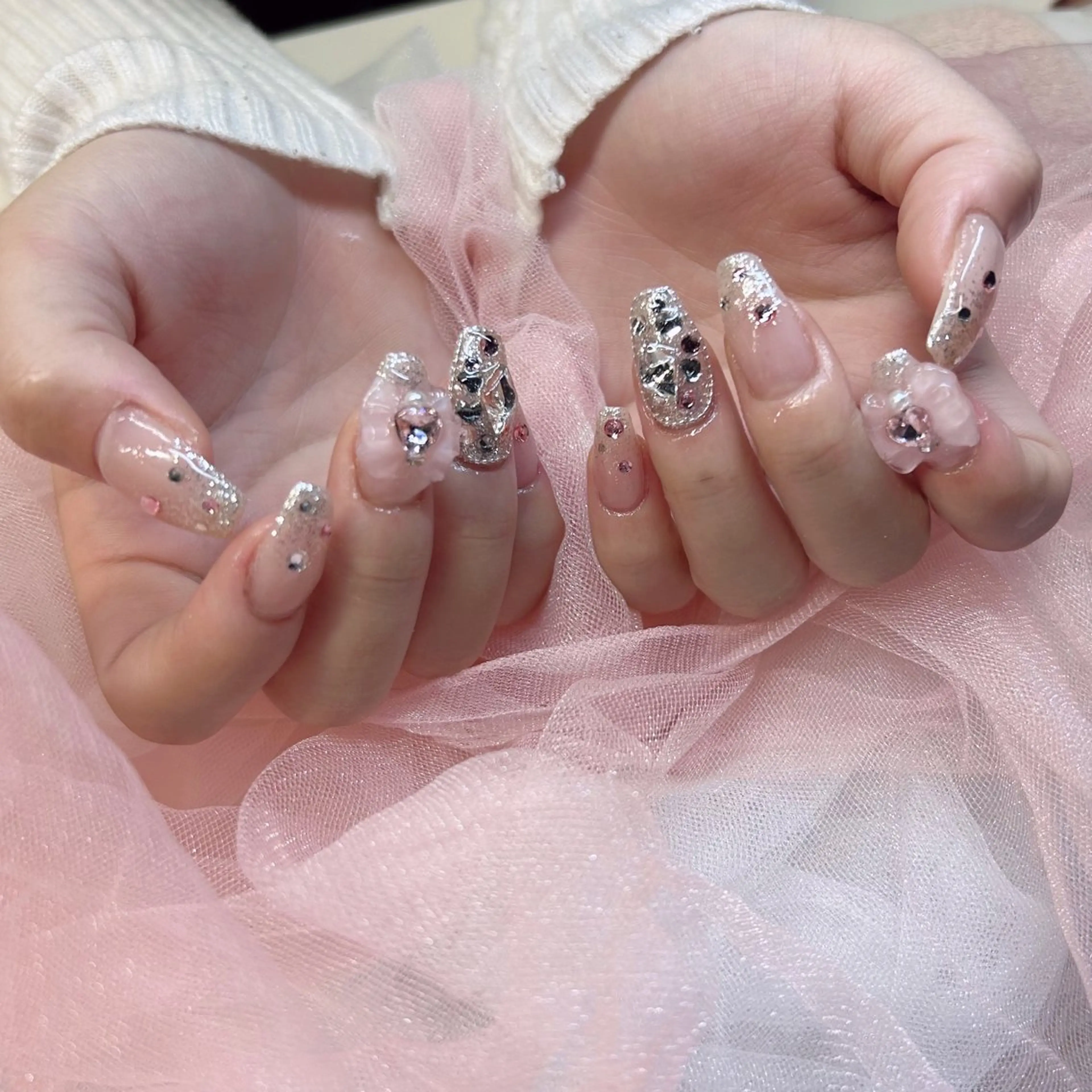 ネイル キラキラネイル ピンク EMANON心斎橋店所属・大阪心斎橋ネイル/ hinataのネイルデザイン