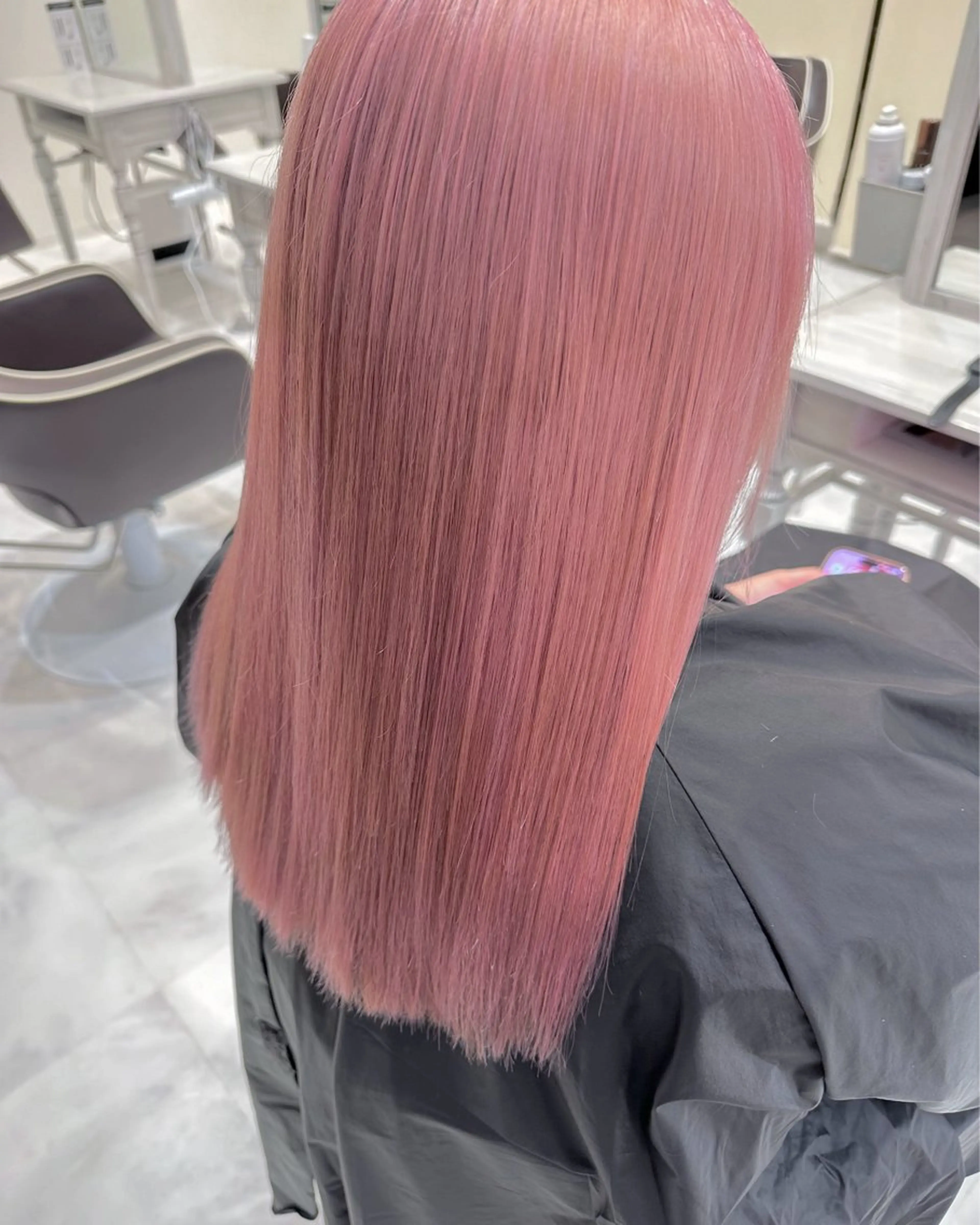 ロング カラー ピンクカラー カット ヘアカラー トリートメント 💘韓国カラー💘 クルミのヘアスタイル