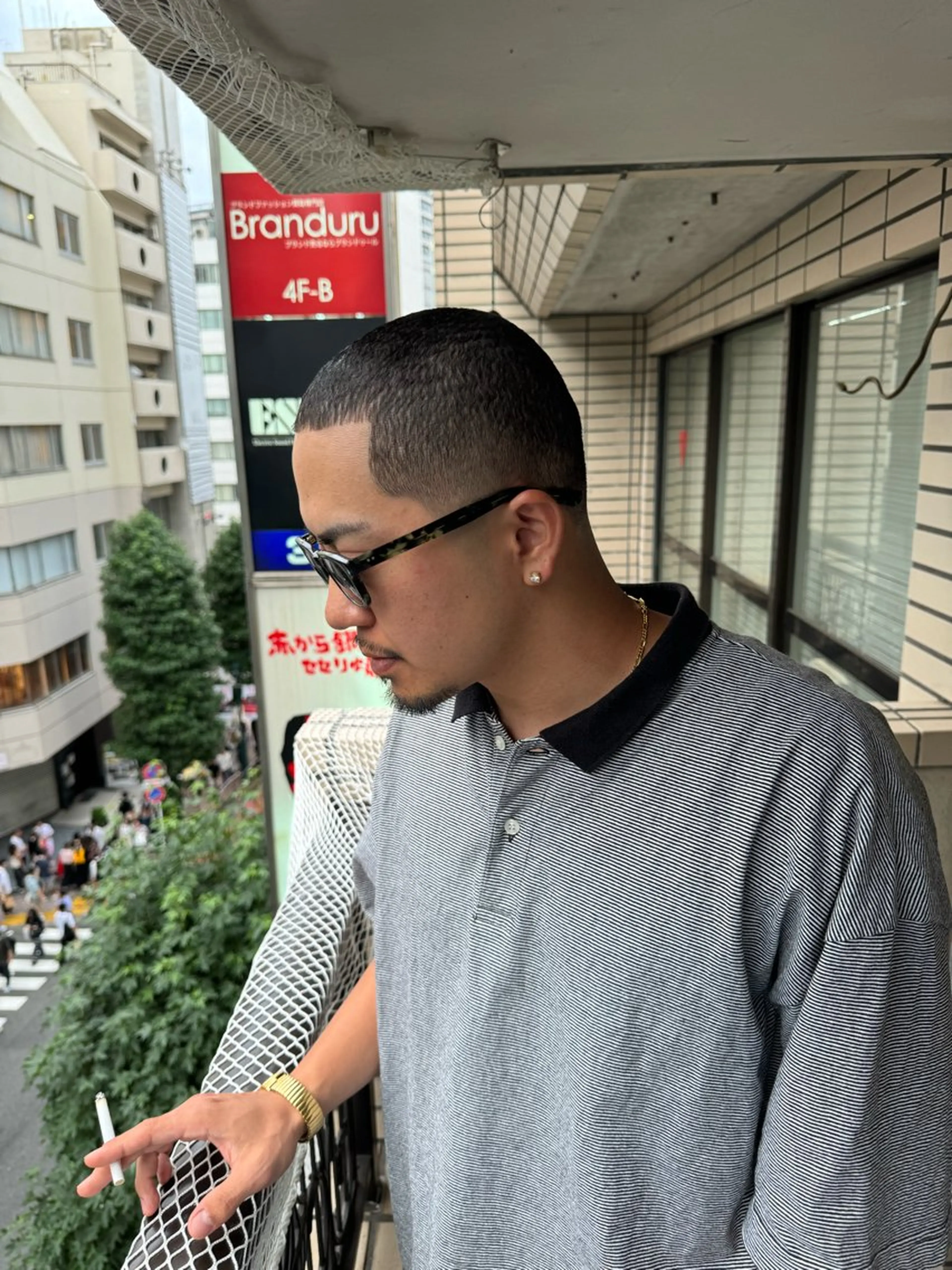 ショート パーマ メンズ センターパート ダウンパーマ フェードカット メンズハイライト メンズパーマ カット パーマ トリートメント 💈メンズ特化💈 TASUKUのヘアスタイル