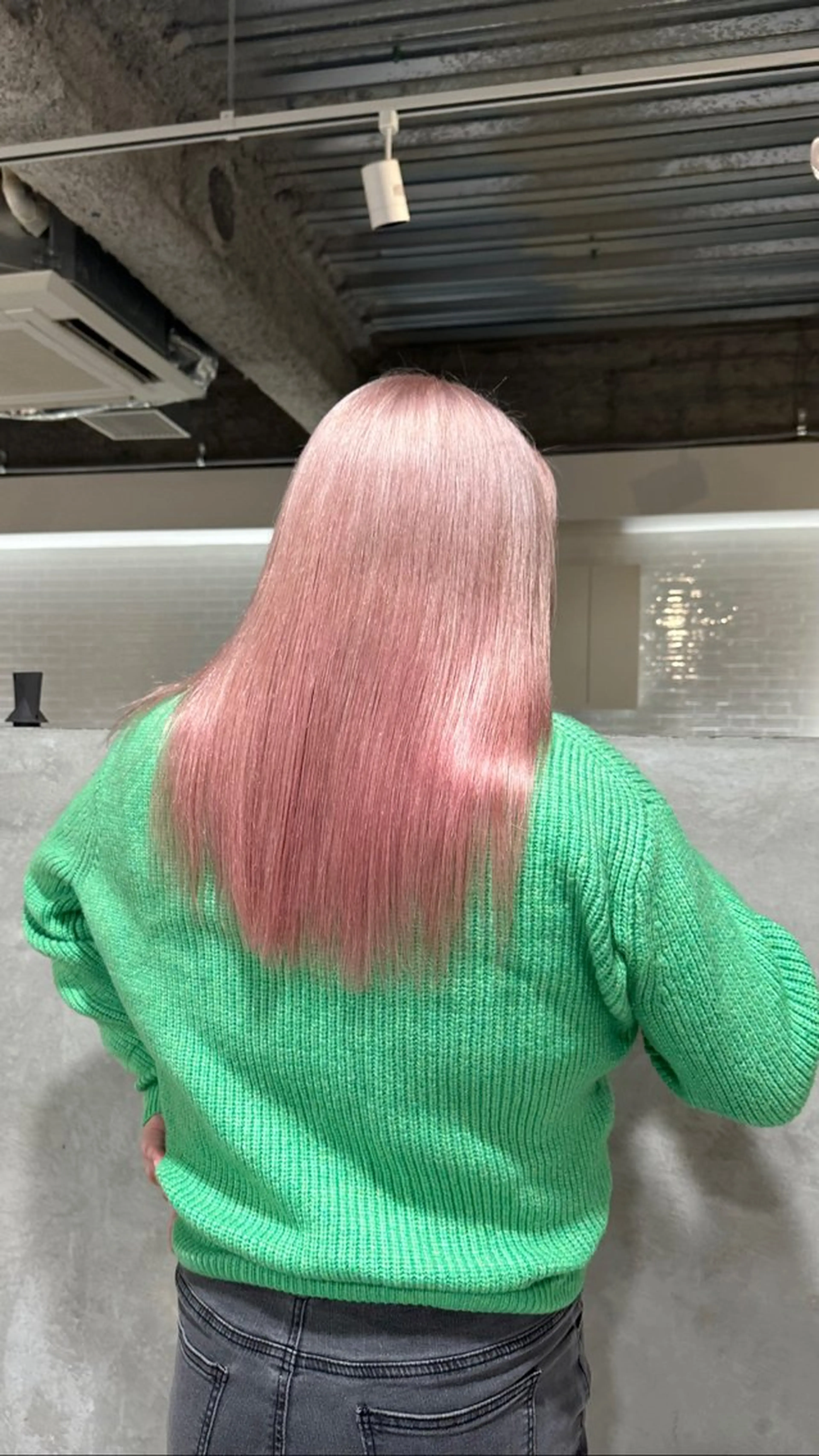 ミディアム カラー ブリーチ ピンクカラー 木村 華菜のヘアスタイル