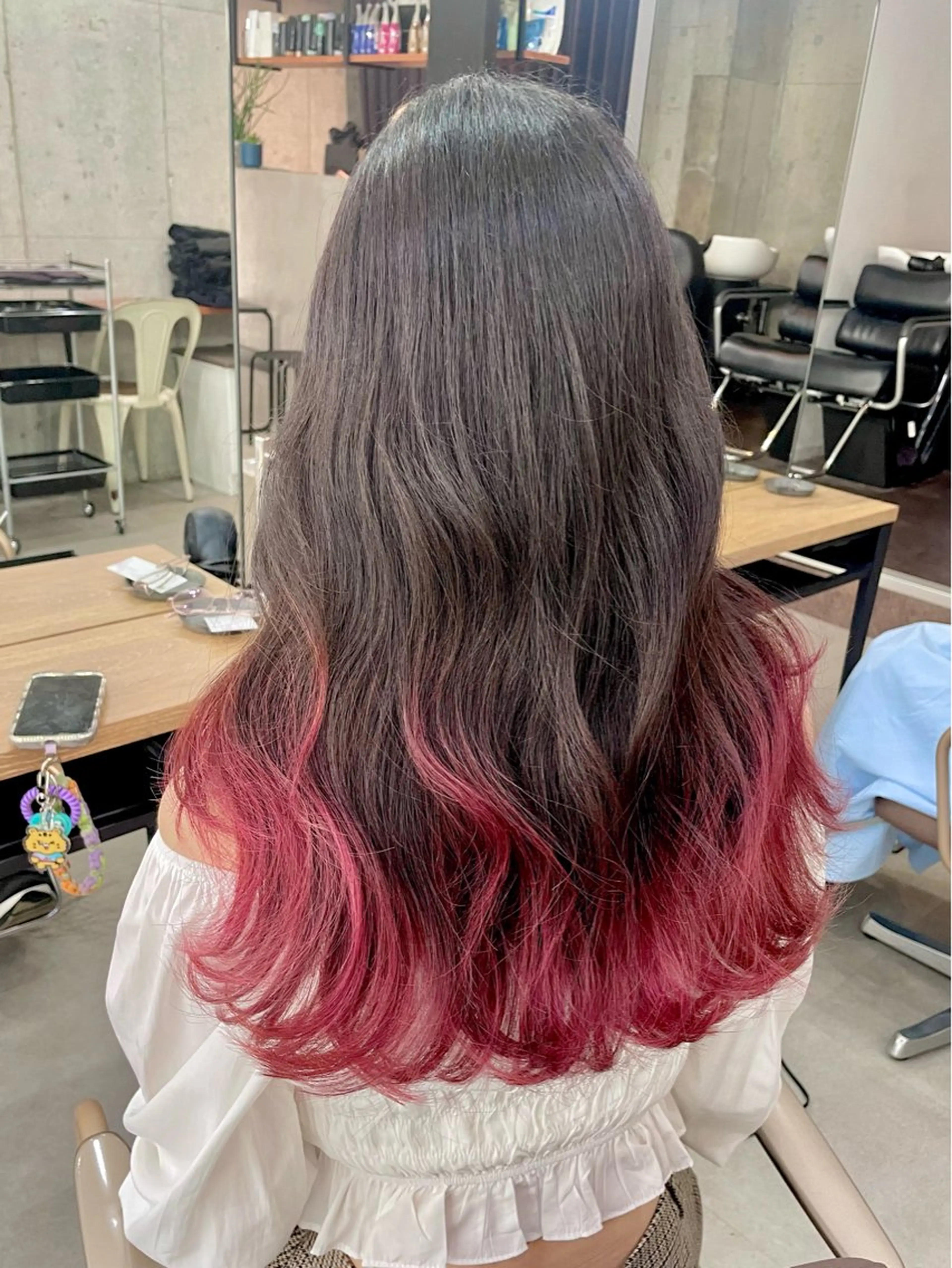 ロング ヘアカラー 横山 奈央のヘアスタイル