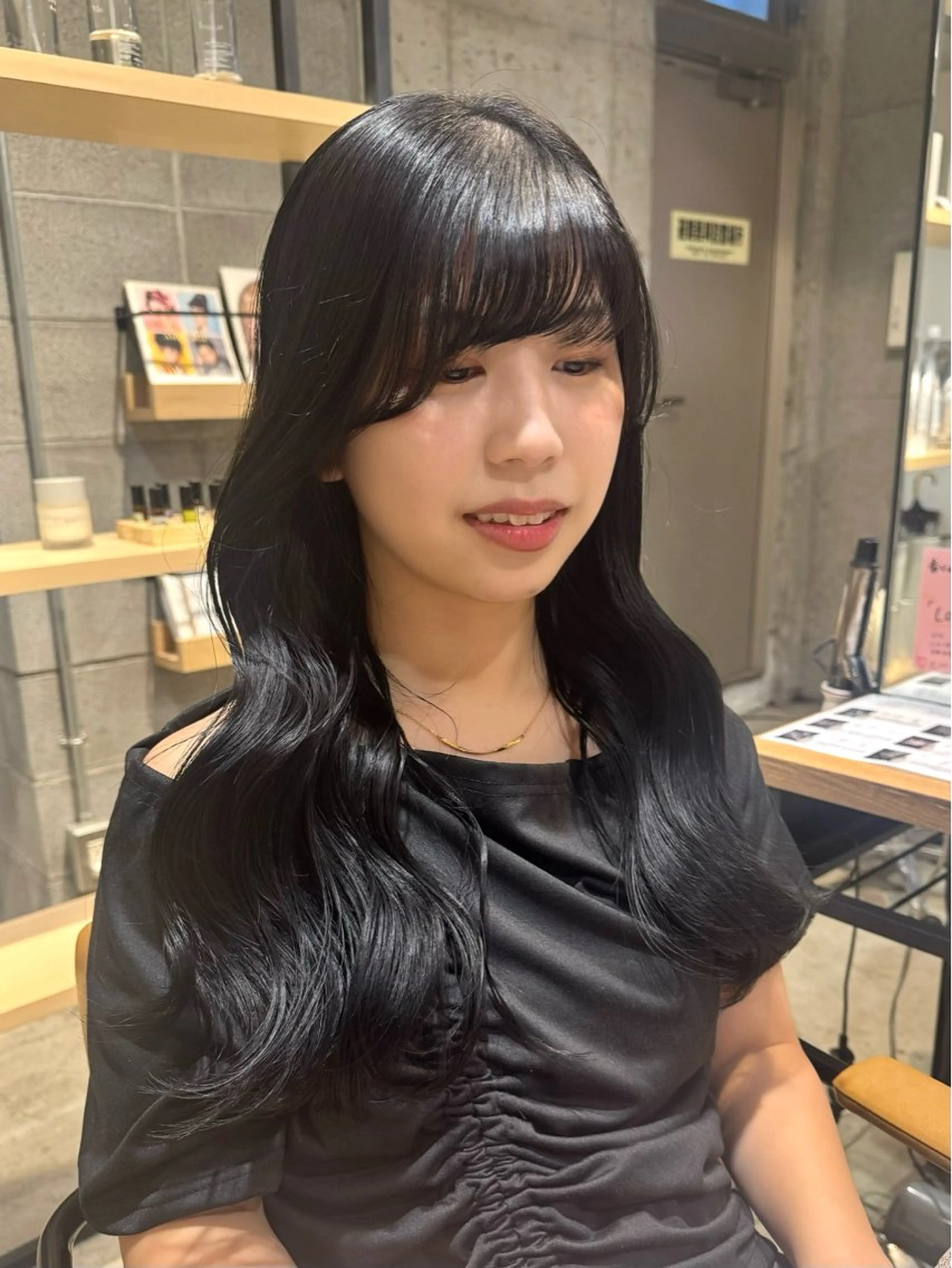 ロング カラー ヘアアレンジ 黒髪 ブルーカラー ブルーブラック カット ヘアカラー トリートメント ヘッドスパ 顔まわり/艶カラー/ 🤎himari🤎のヘアスタイル