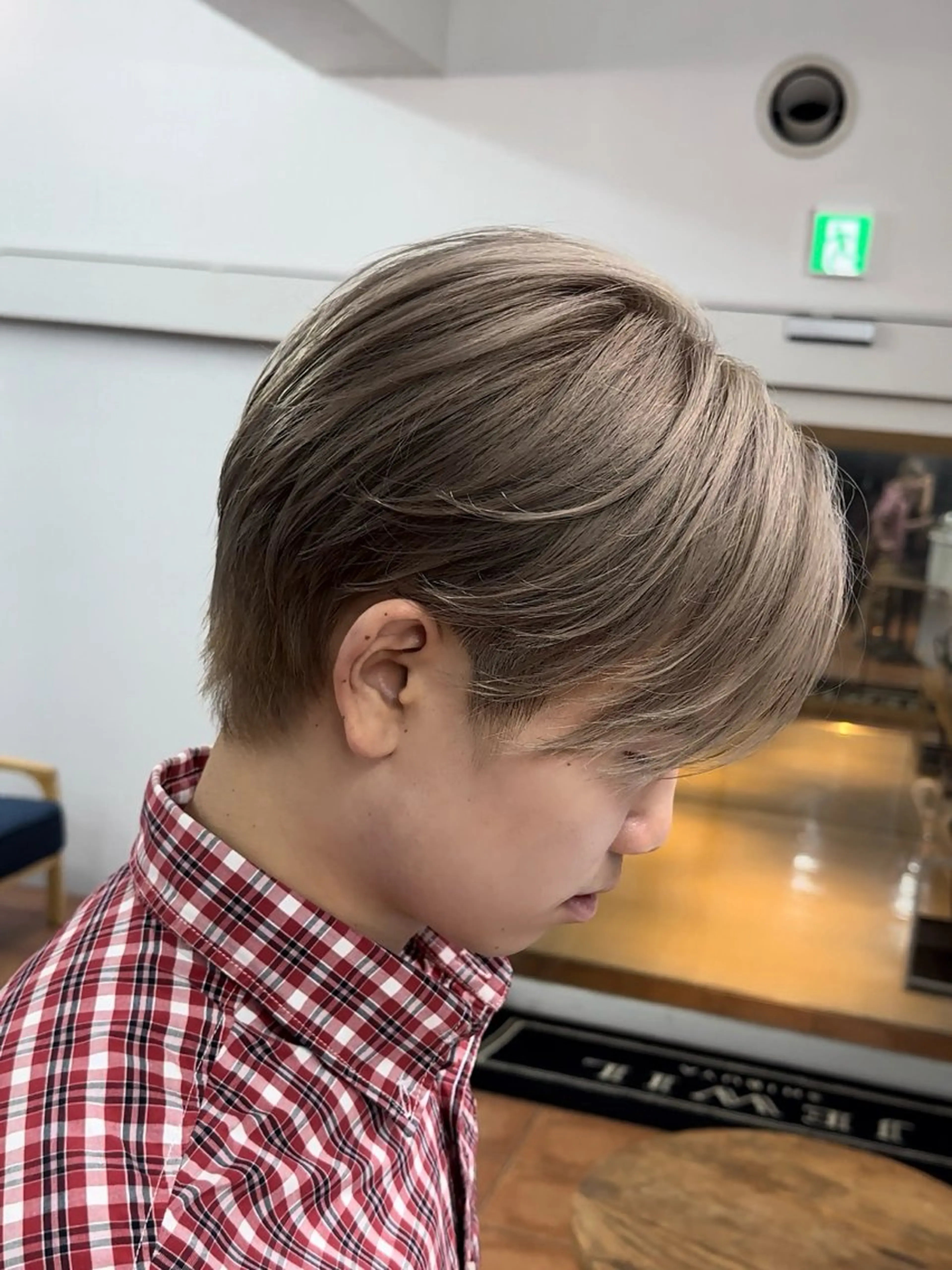 カラー メンズ メンズブリーチ ベージュカラー ブリーチ ブロンド ブロンドベージュ メンズ/メッシュ ‪‪/セット/aoiのヘアスタイル