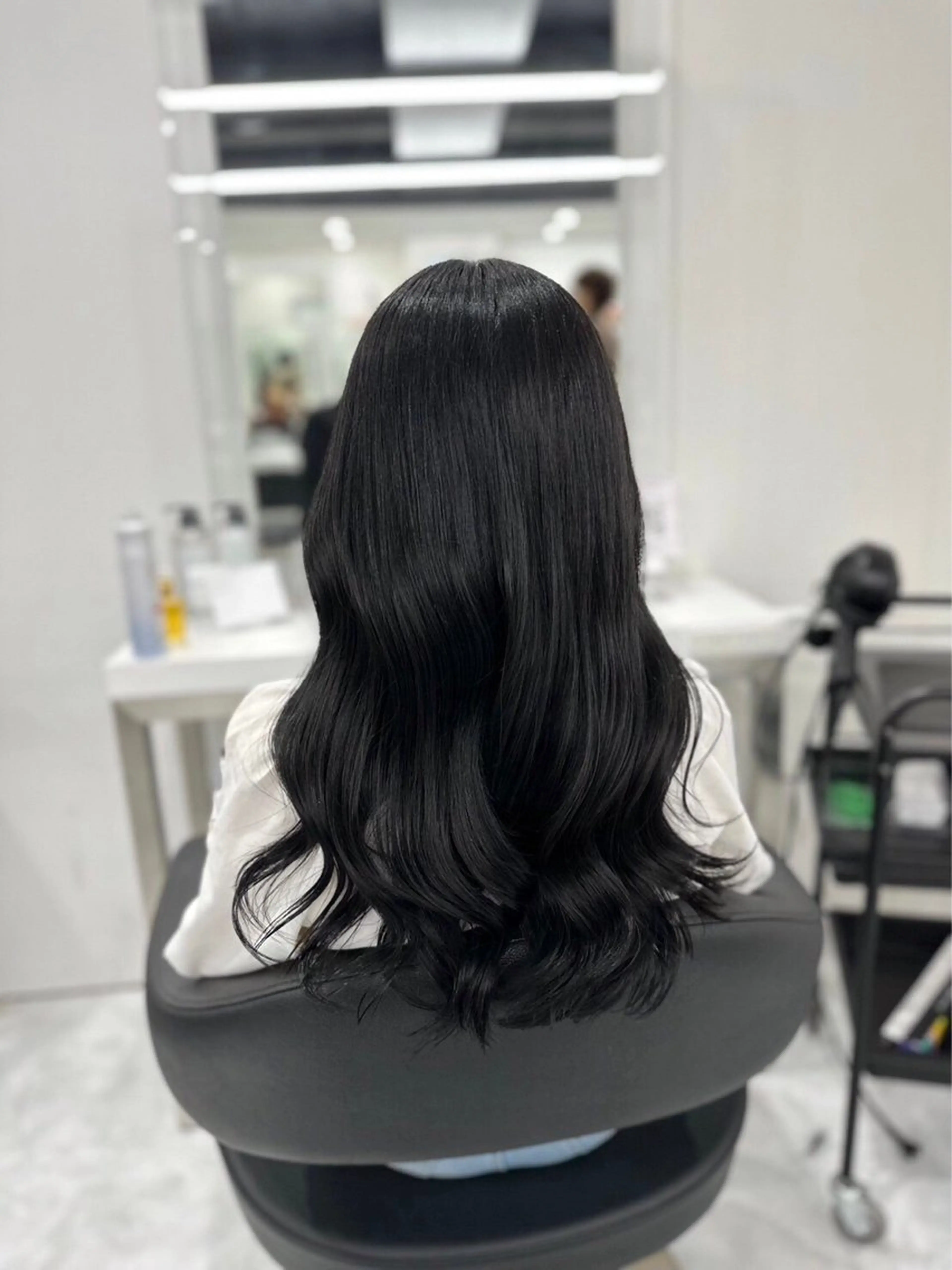 セミロング ヘアカラー トリートメント 🤍大人っぽ韓国暗髪 🤍Asuka🤍のヘアスタイル