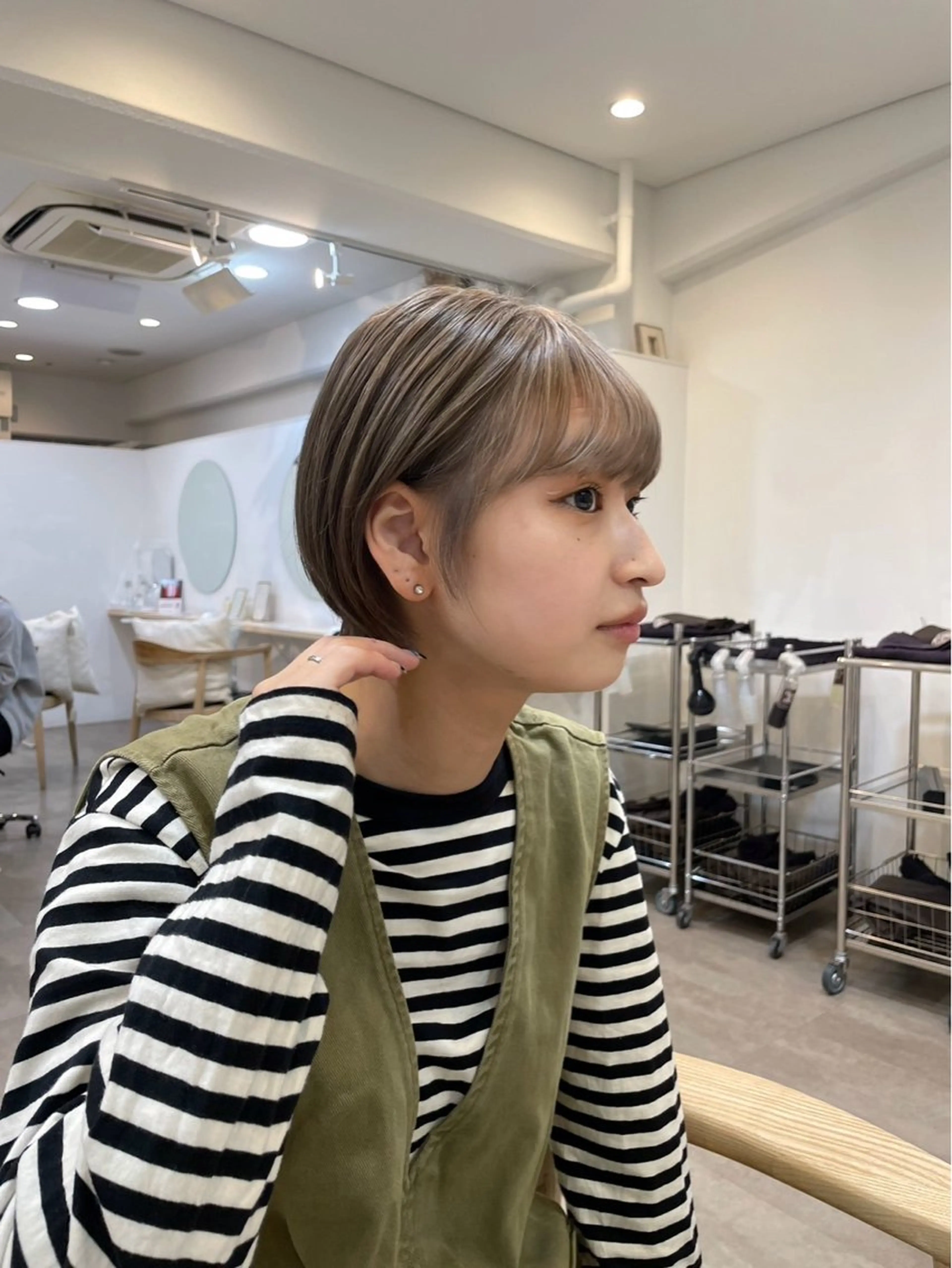 ショート 丸みショート ショートヘア 艶髪に✧ / 透明感 カラー / 冨成のヘアスタイル