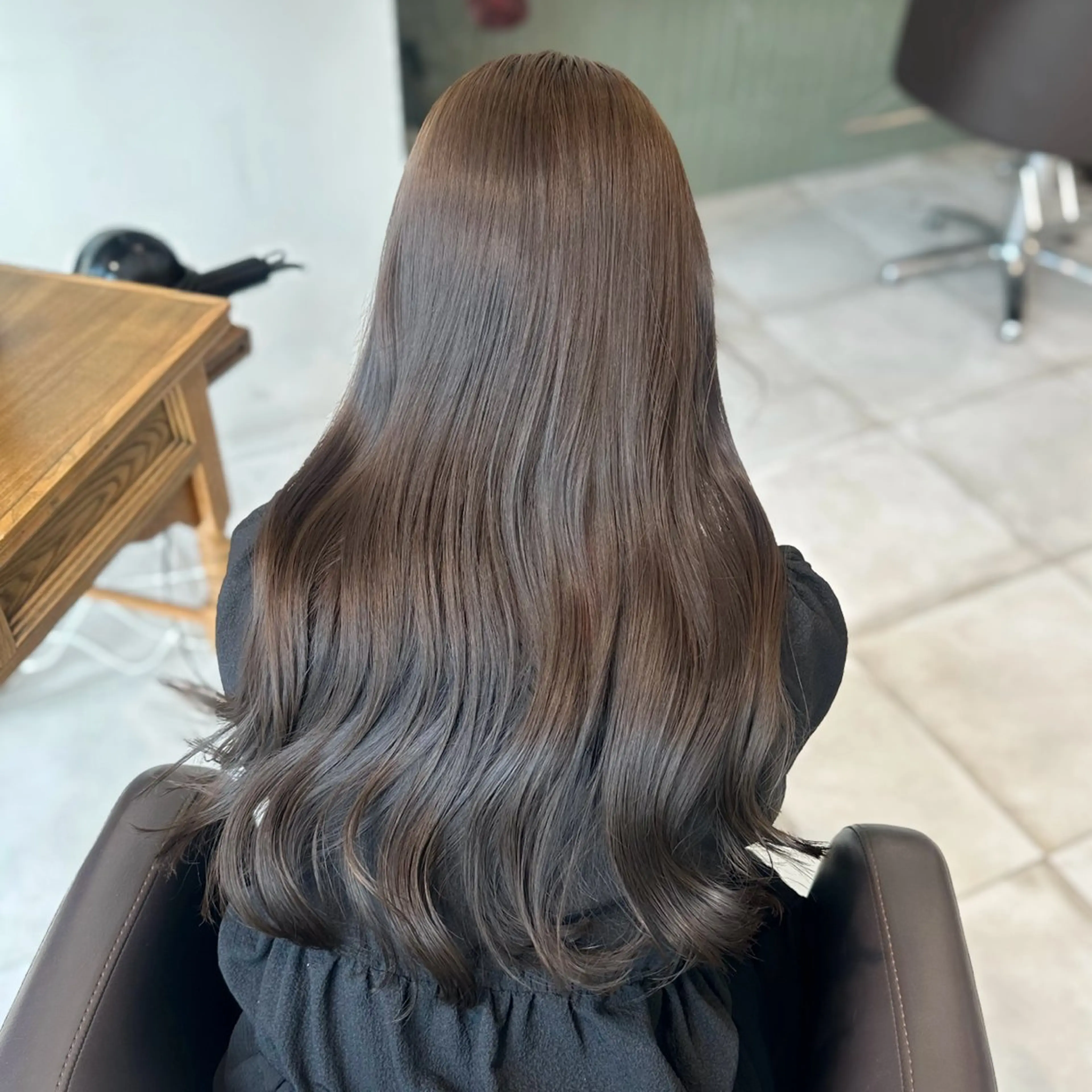 ロング カラー カット ヘアカラー トリートメント ブリーチなし/レイヤ ー特化🌈Tommyのヘアスタイル