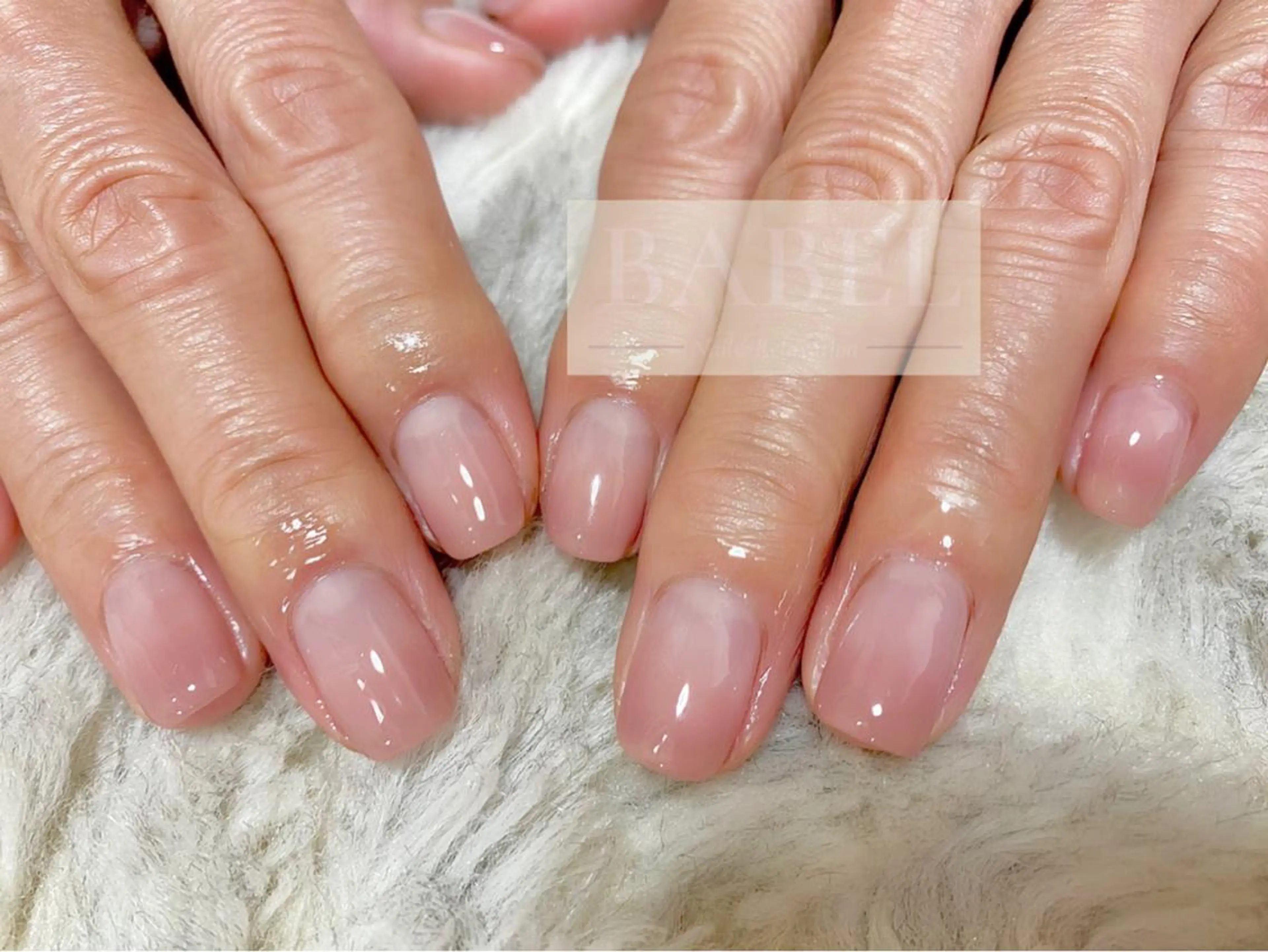 ネイル アートネイル ジェルネイル オフィスネイル ショートネイル ハンドネイル BABELバベル所属・江戸川橋✨BABEL 【バベル】大人可愛いのネイルデザイン