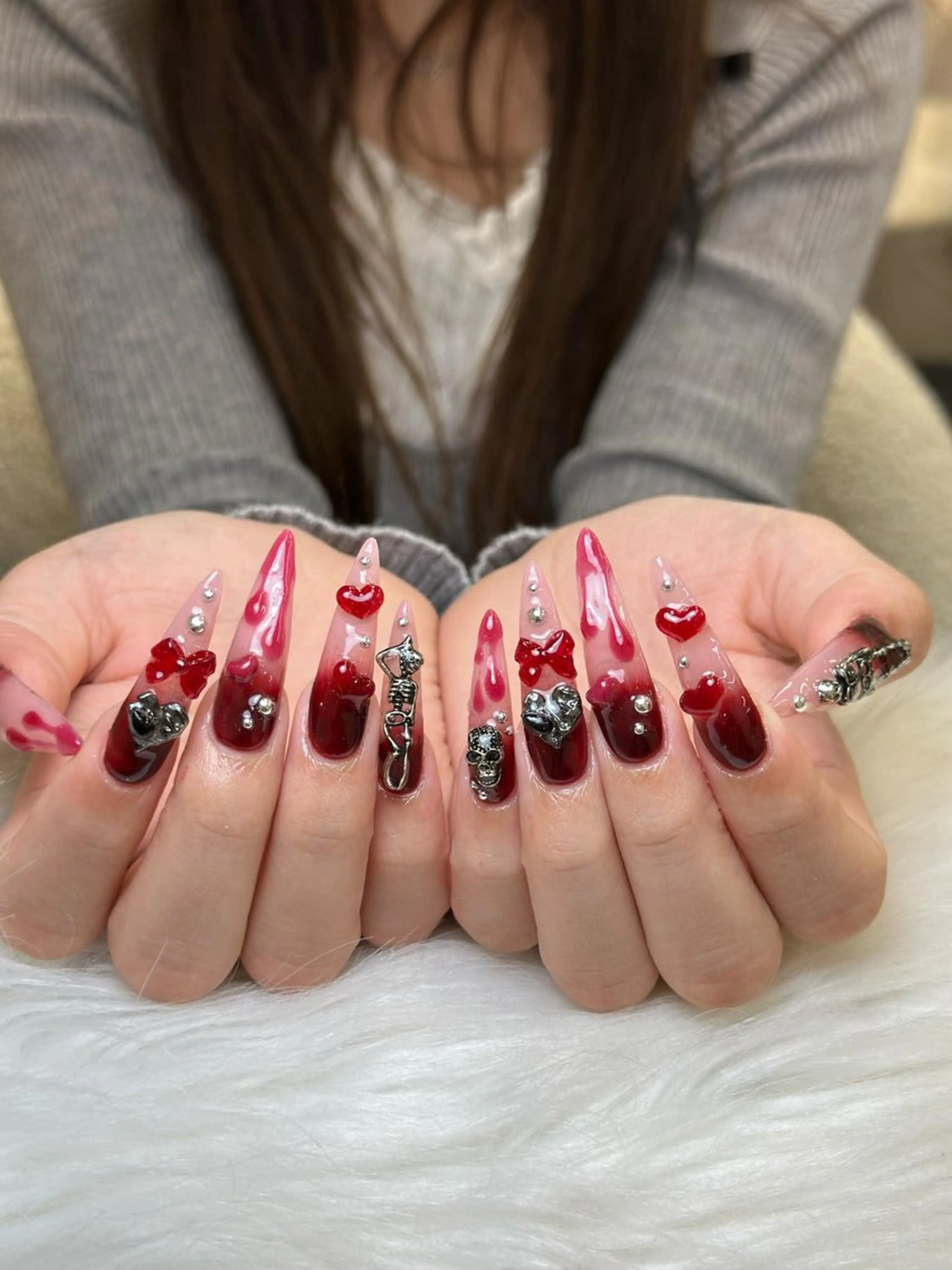 ネイル グラデーション キラキラネイル ワンカラーネイル 冬ネイル Jenn Nail Salonのネイルデザイン