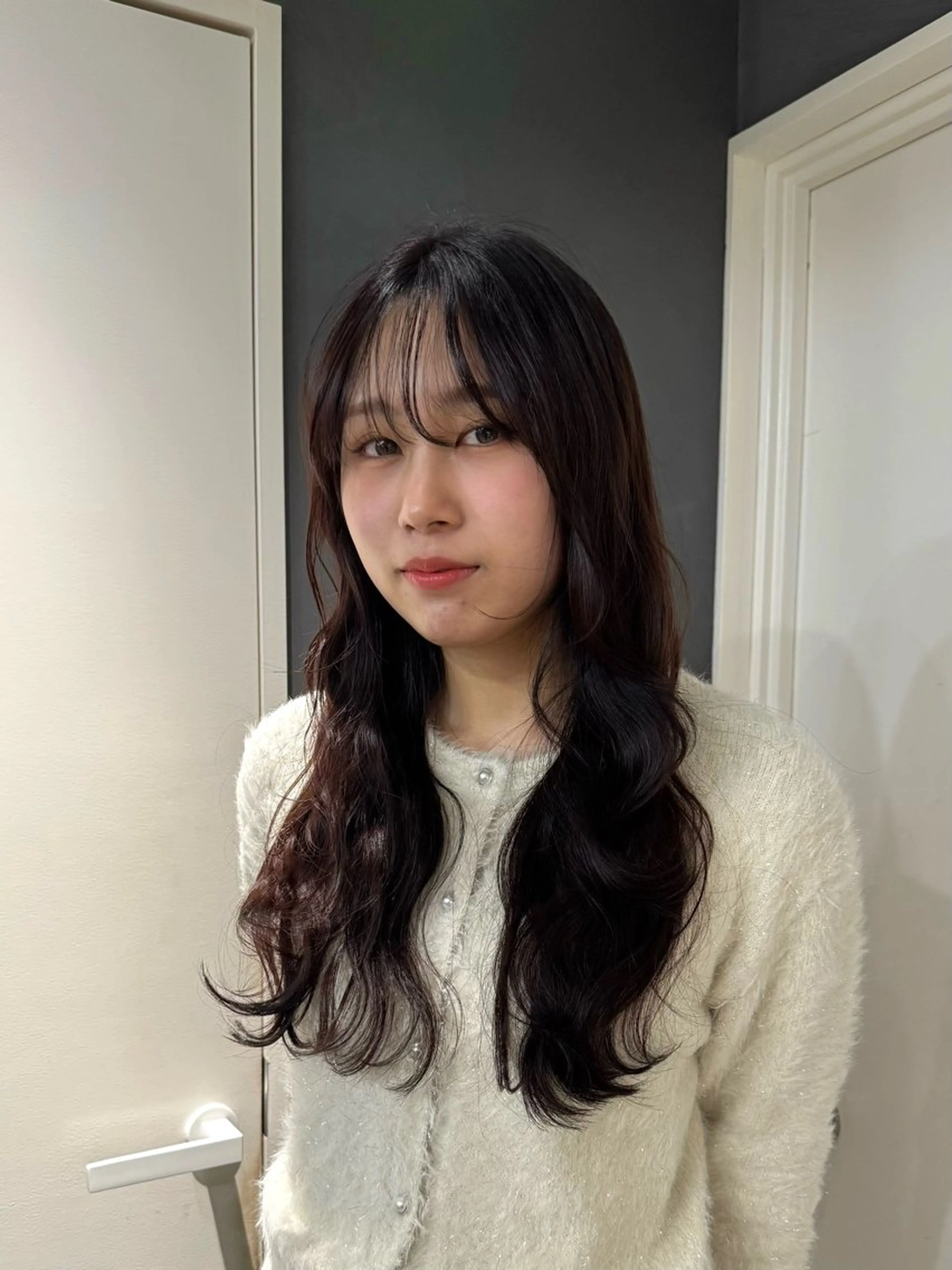 セミロング レイヤーカット カット ヘアカラー reira/堀江/ 似合わせカットのヘアスタイル