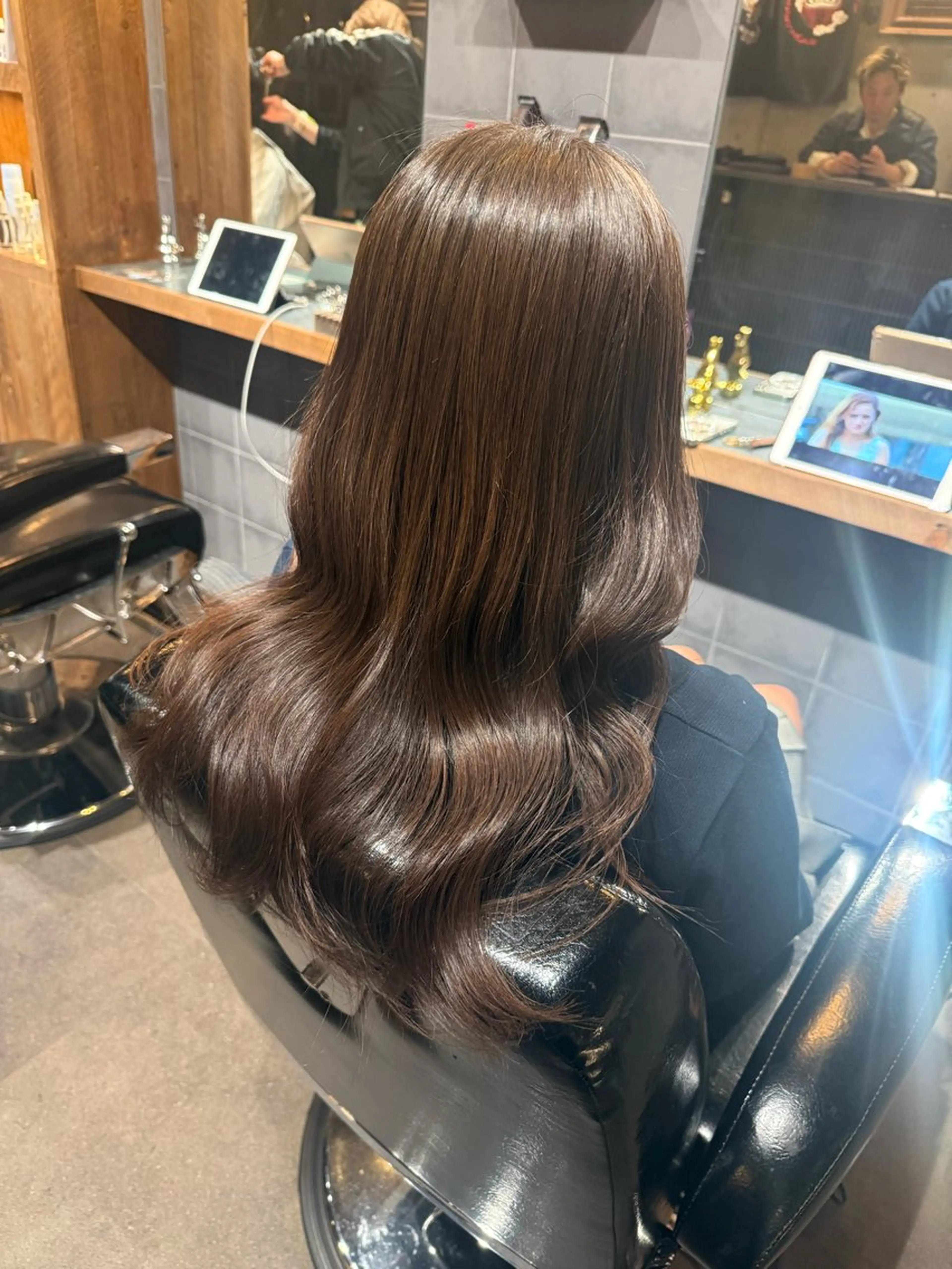 ロング キムラ ココナのヘアスタイル