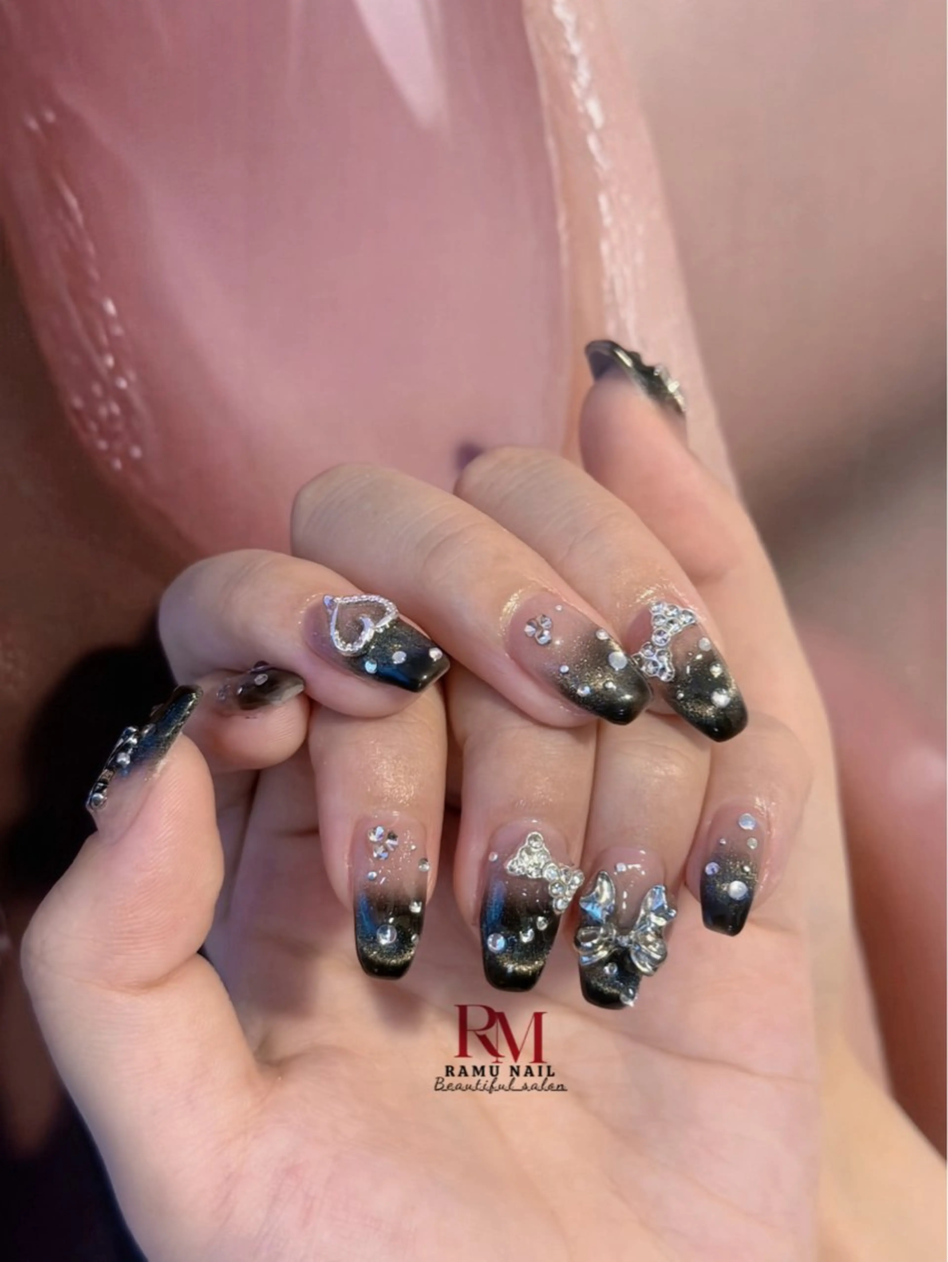 ネイル アートネイル チークネイル 長さ出し フレンチネイル グラデーション ハンドネイル RAMU_Nail 池袋店のネイルデザイン